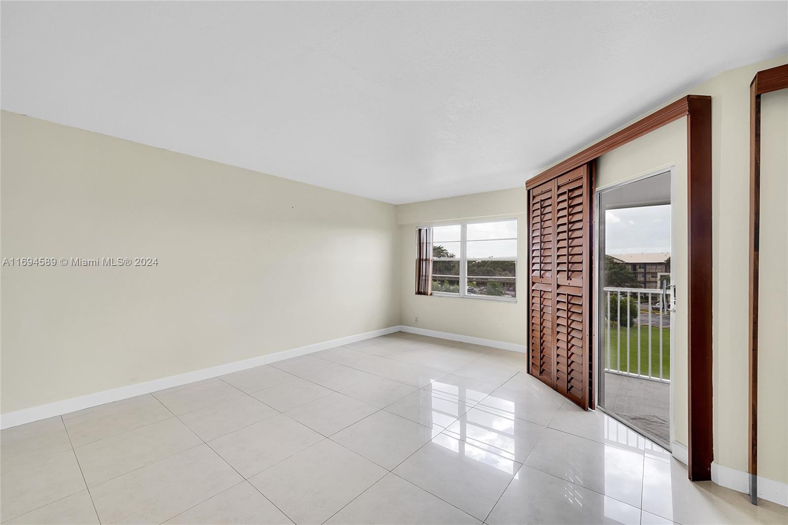 12950 SW 4th Ct #403H, Pembroke Pines, Florida image 21