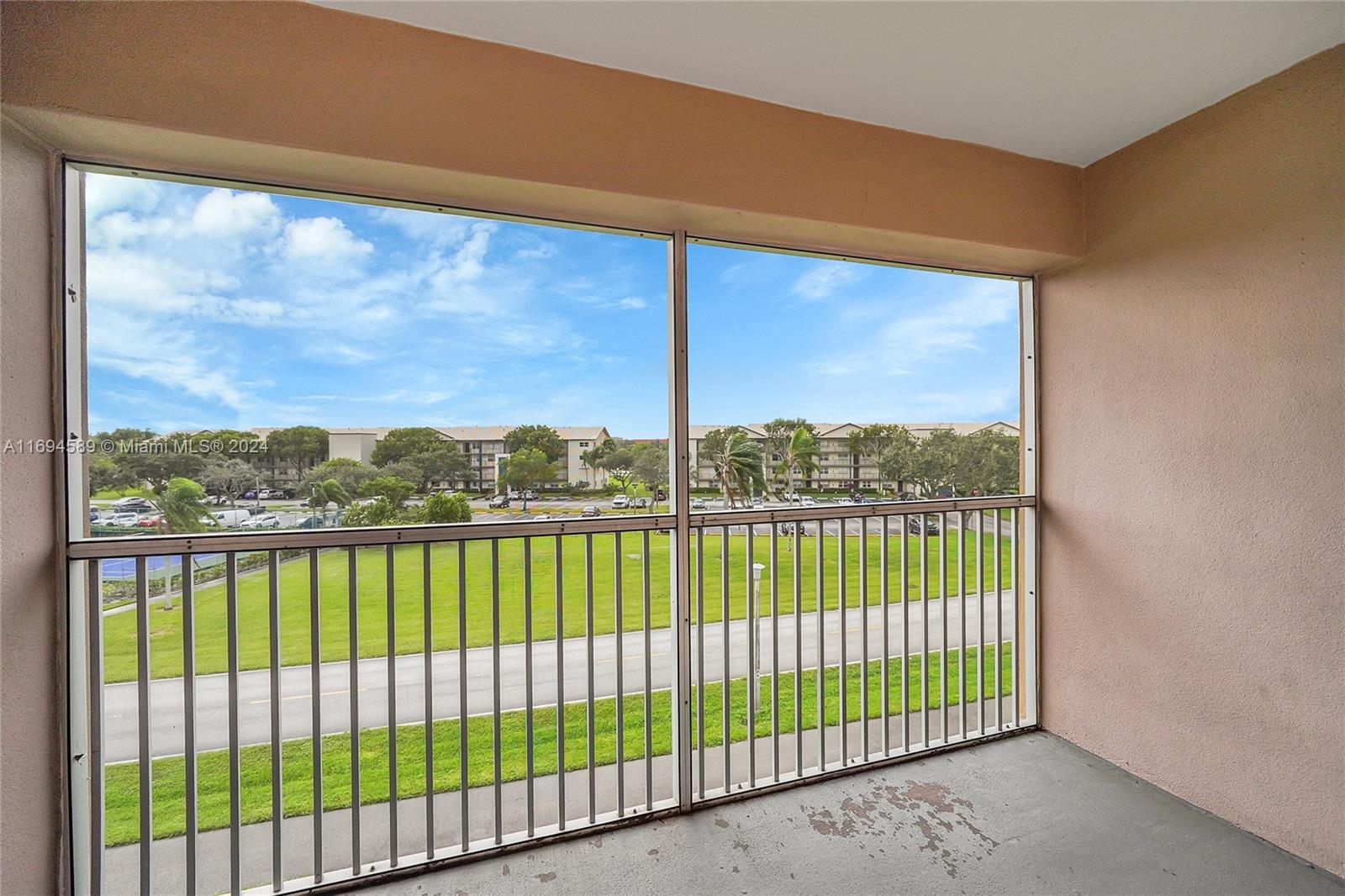 12950 SW 4th Ct #403H, Pembroke Pines, Florida image 25