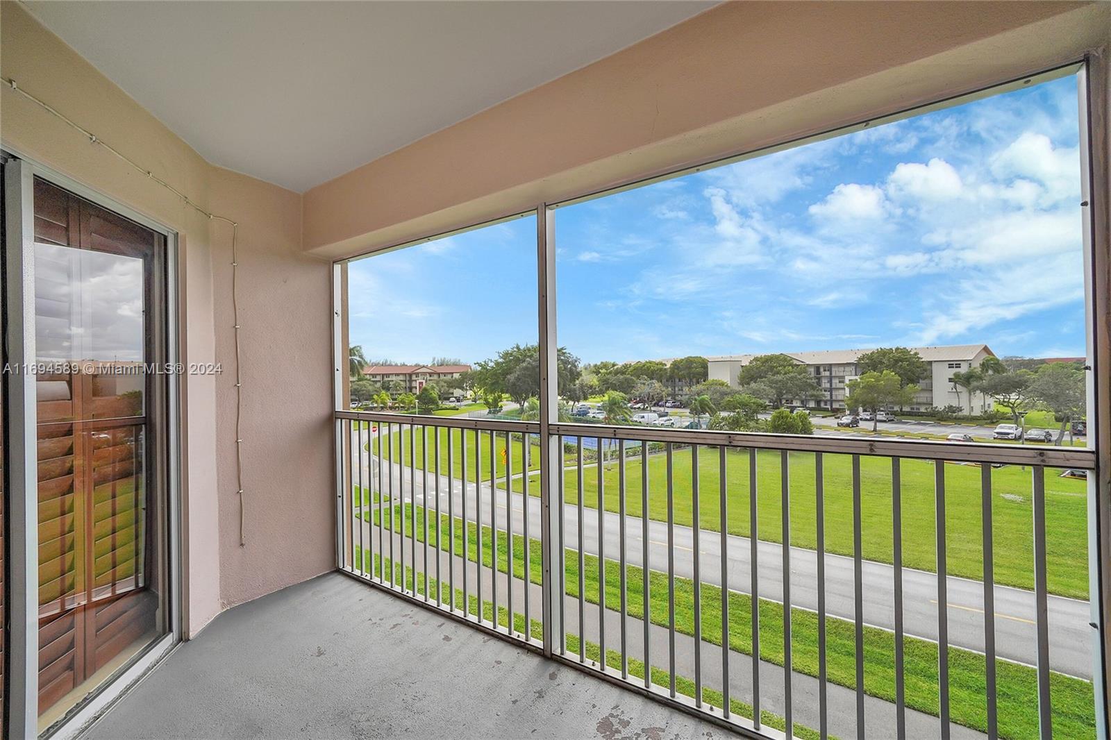 12950 SW 4th Ct #403H, Pembroke Pines, Florida image 27