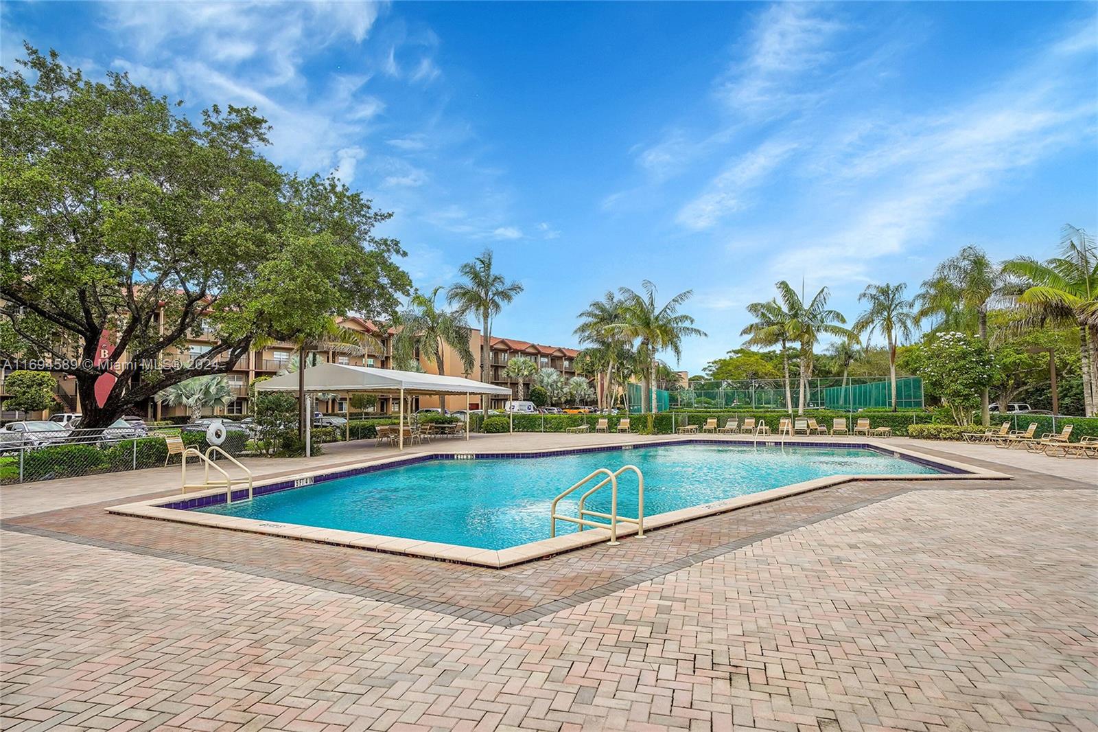 12950 SW 4th Ct #403H, Pembroke Pines, Florida image 33