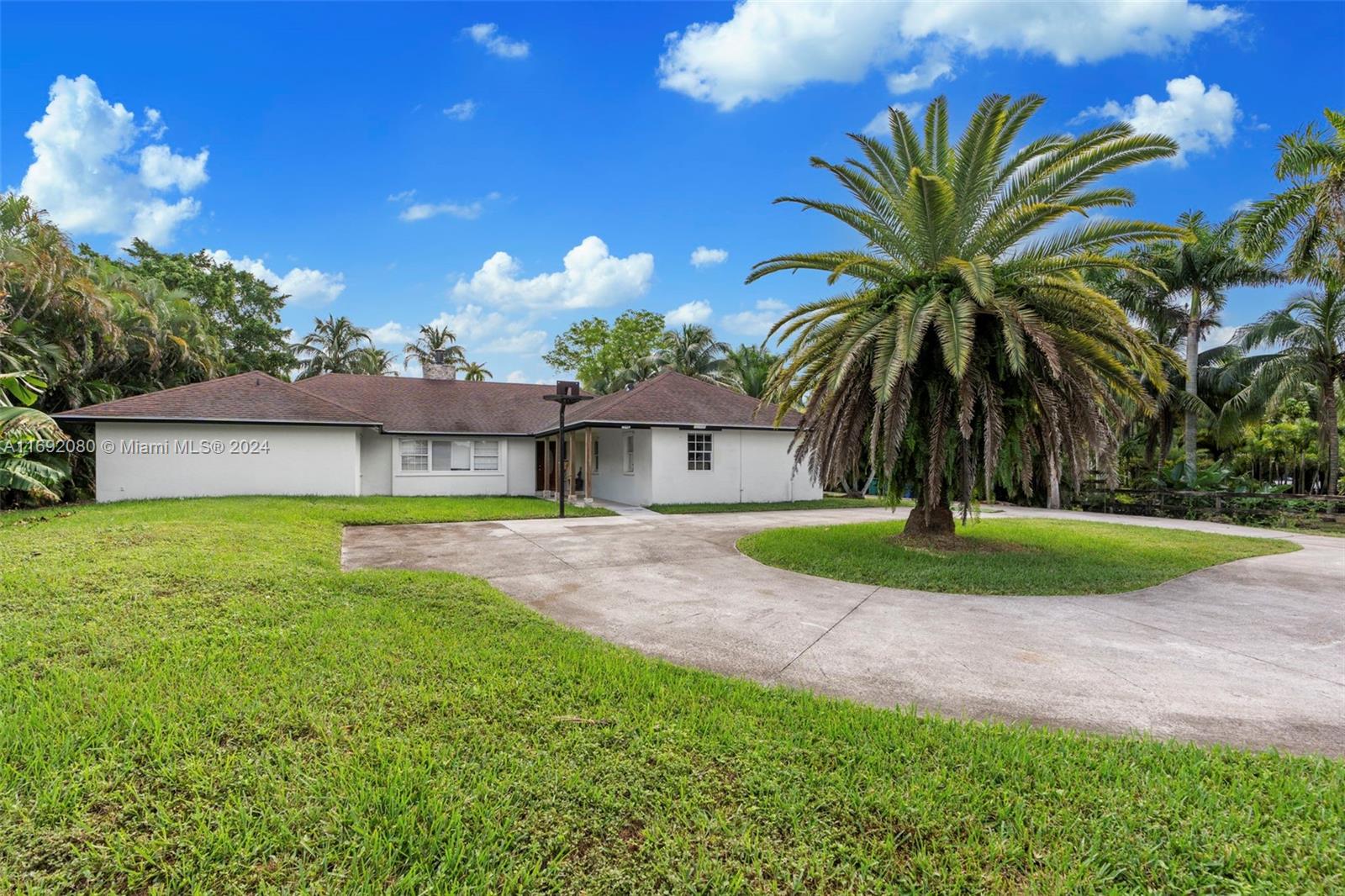 5310 SW 172nd Ave, Southwest Ranches, Florida image 3