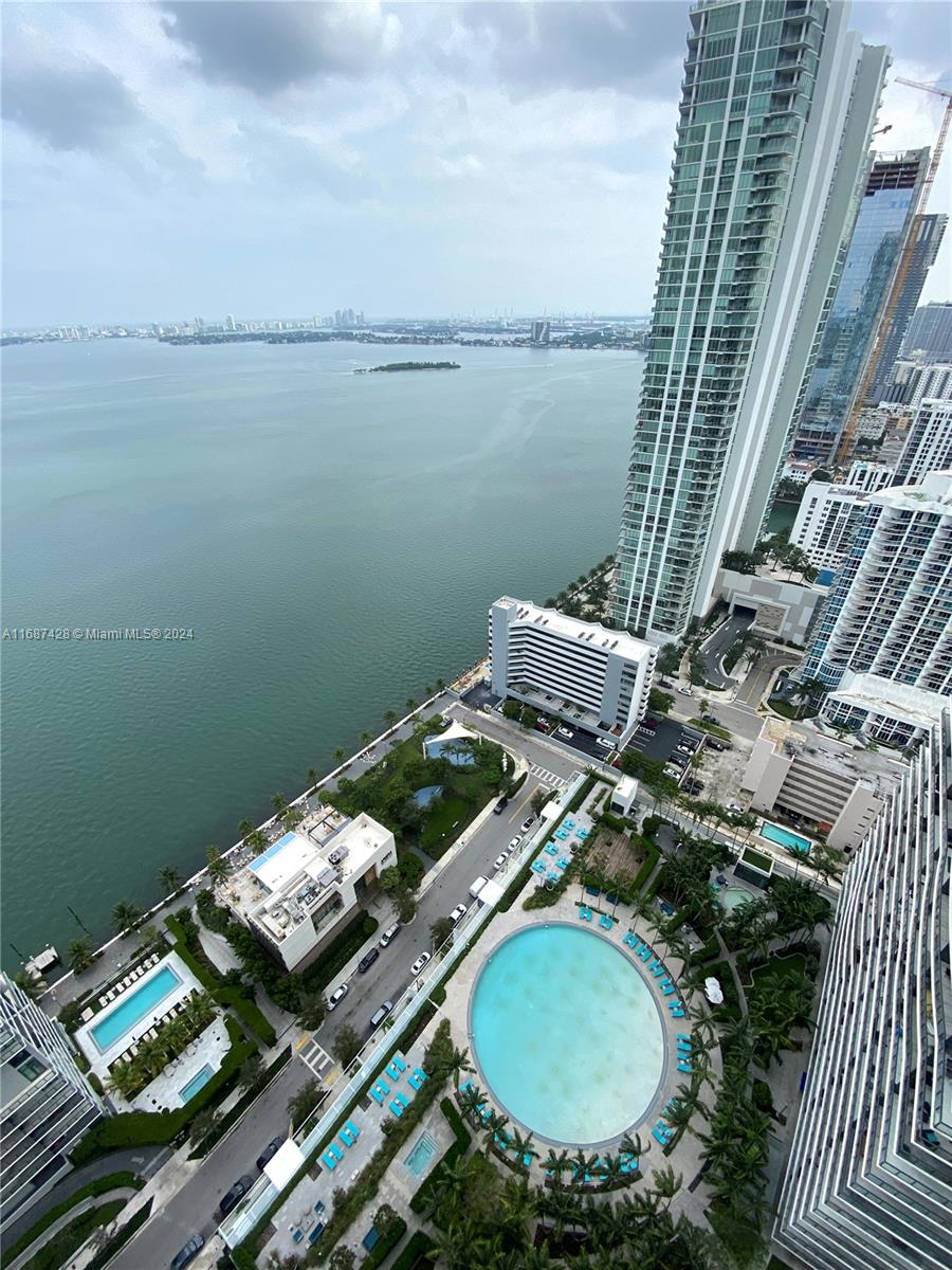 650 NE 32nd St #3704, Miami, Florida image 16