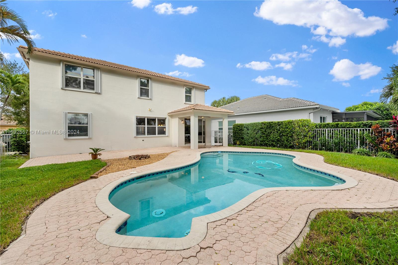 19234 Seneca Ave, Weston, Florida image 8