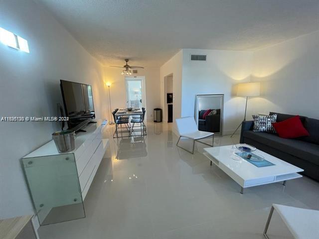 1400 NE 54th St #205, Fort Lauderdale, Florida image 17