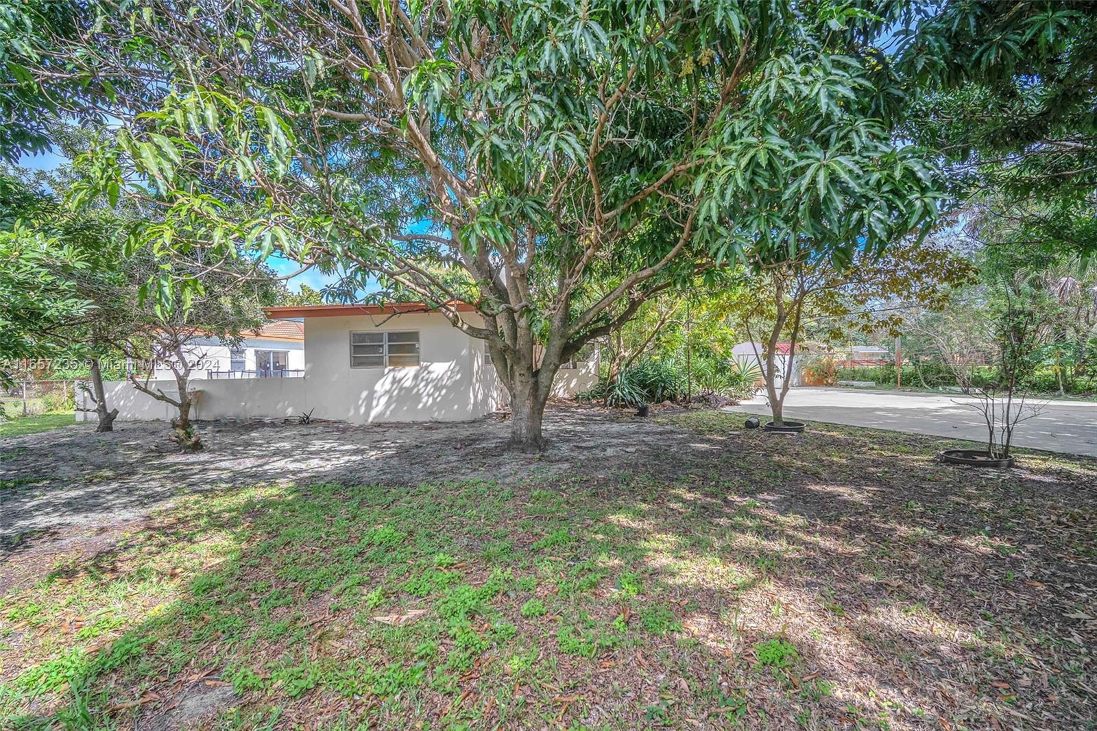 600 Camellia Court, Plantation, Florida image 15