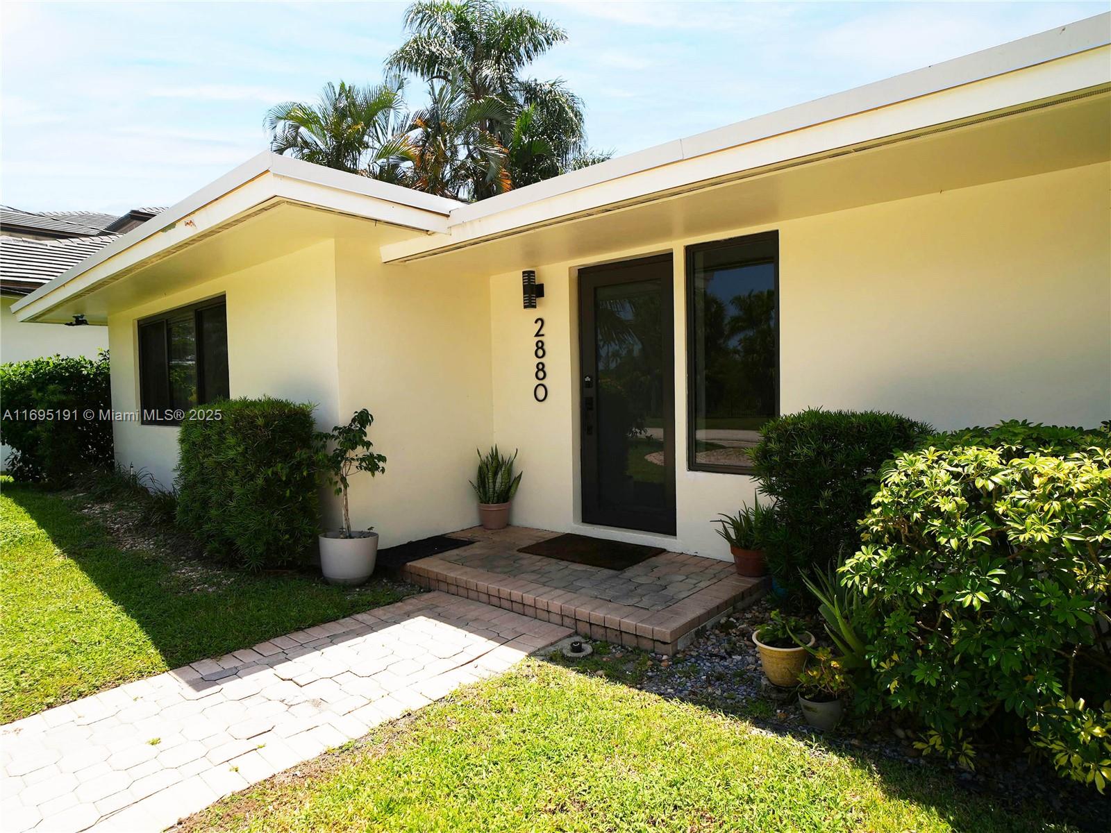 2880 NE 23rd Pl, Pompano Beach, Florida image 11