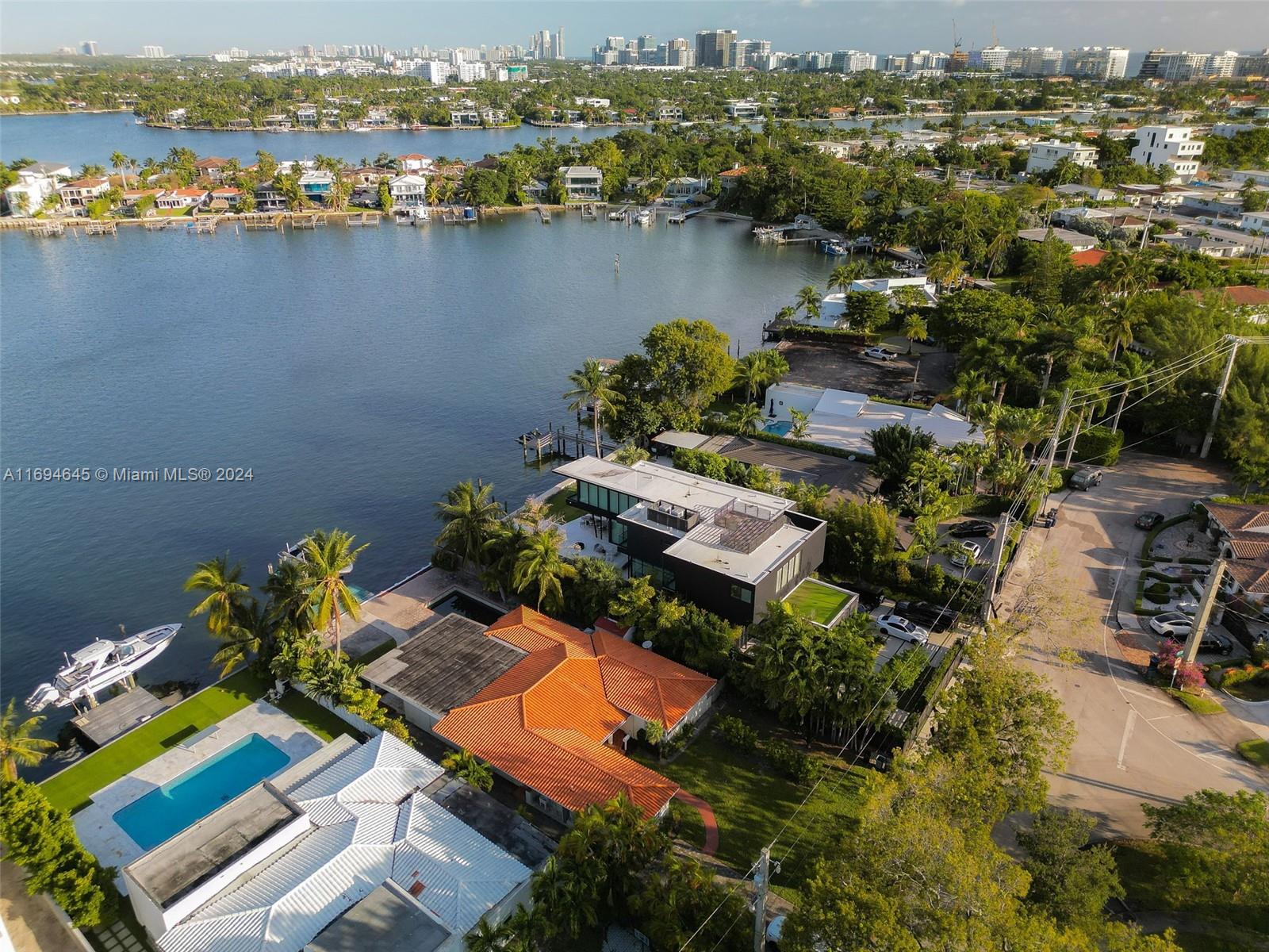 1205 N Biscayne Point Rd, Miami Beach, Florida image 30