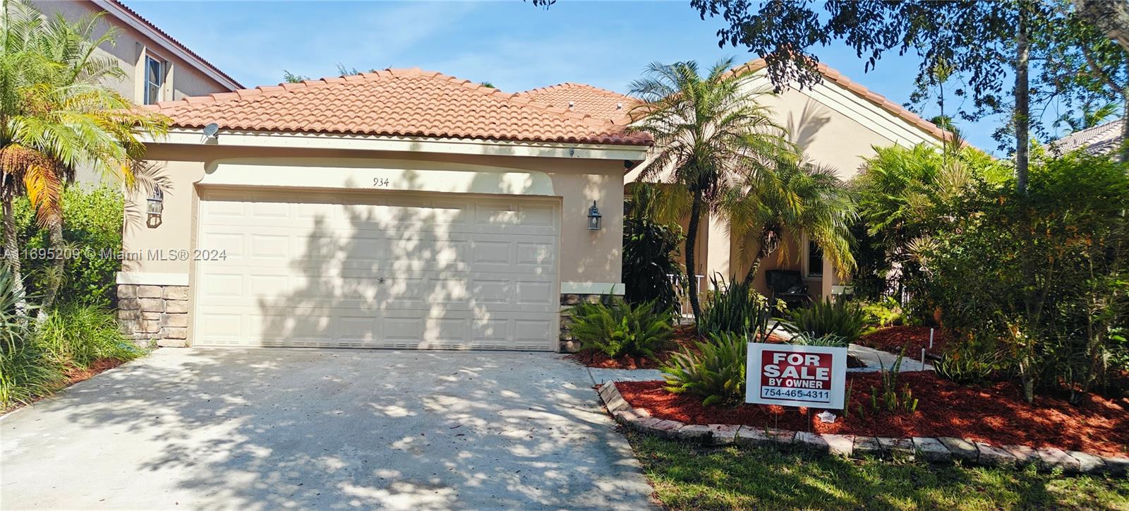 934 Sunflower Cir, Weston, Florida image 2