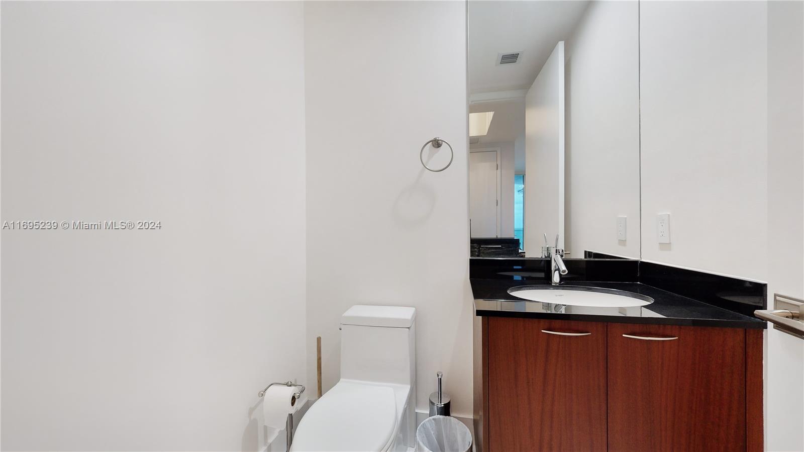 15811 Collins Ave #504, Sunny Isles Beach, Florida image 18