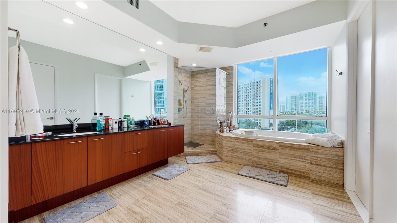 15811 Collins Ave #504, Sunny Isles Beach, Florida image 9