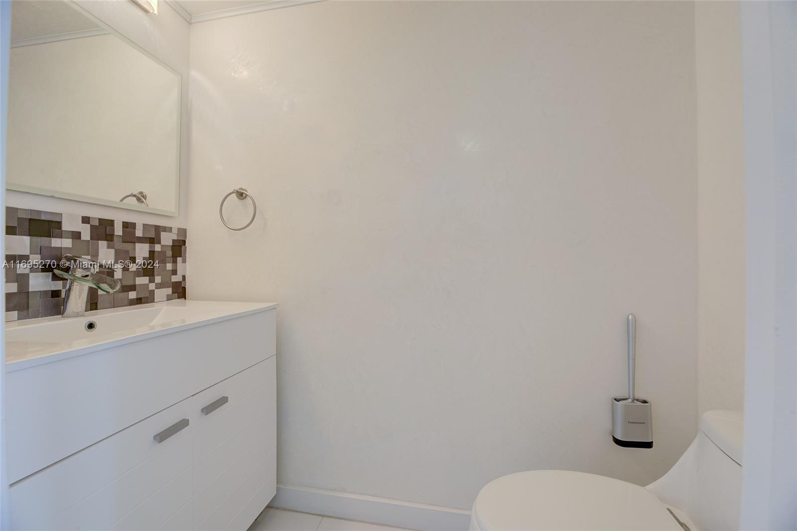 Listing Photo 26