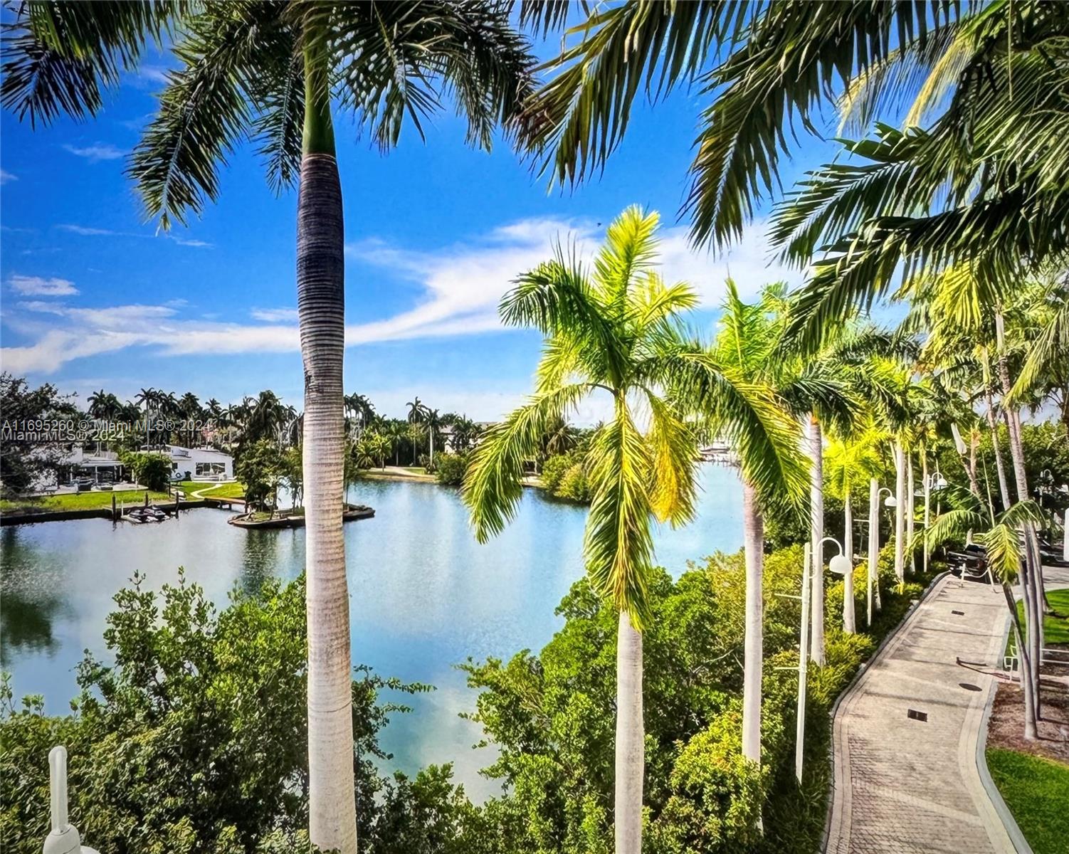 Waterfront Townhome with 1-car garage. 4 BR , 4 1/2 Baths. Feels like a house, with all the comforts and amenities of luxury condo living. 3-level home with private entry on gated Oceania Island. Features high ceilings, spacious layout, maid's quarters with shower. 2 balconies overlooking the intracoastal.
Amenities include: Beach Club, tennis courts, squash court, spa, gym overlooking the ocean, restaurant, salon, and more..

**** Vacant and easy to show**** Text or call Veronika Horshteyn (786) 916- 4282**** Available unfurnished immediately for 3 months lease  ( Nov 2024 - Feb 2025) with full lease payment in advance at $ 12500/month plus $ 7000 security deposit