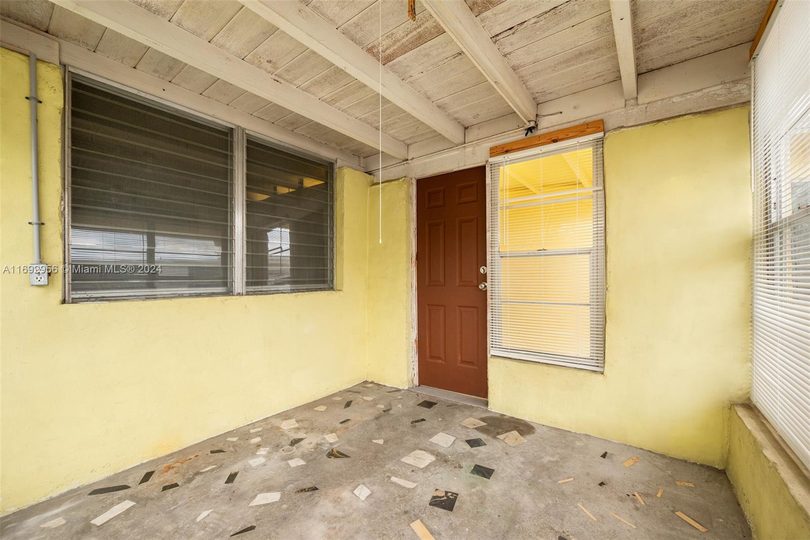 1009 NE 18th St, Fort Lauderdale, Florida image 33