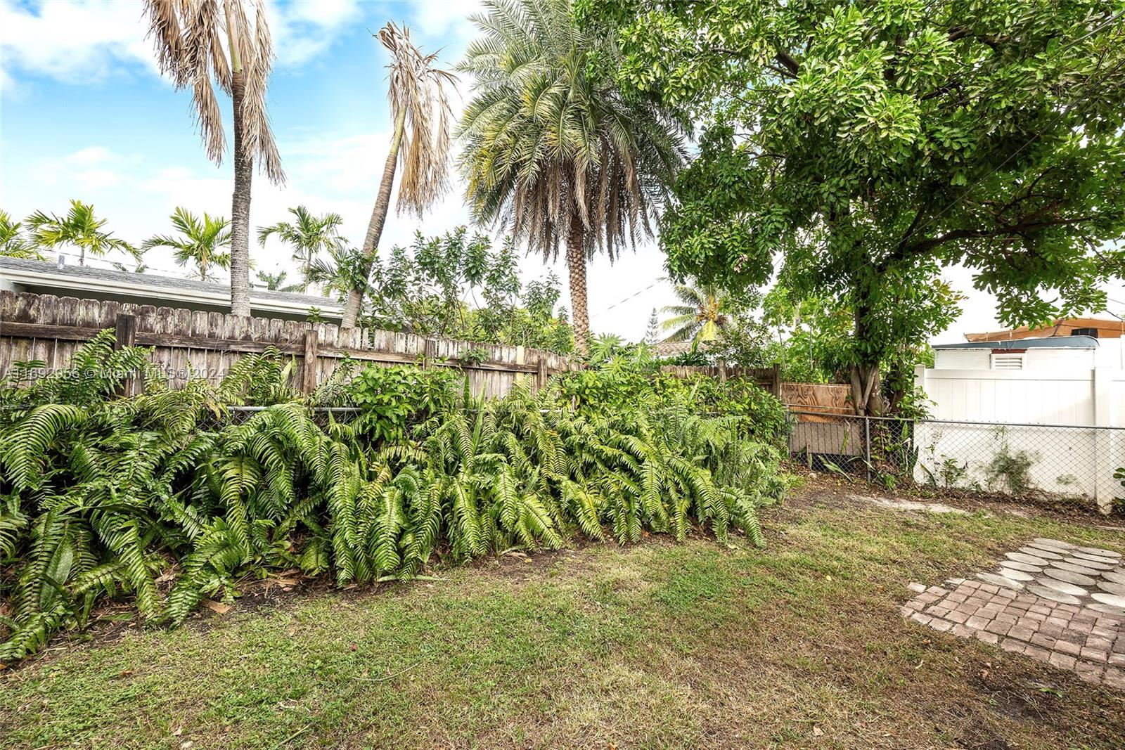 1009 NE 18th St, Fort Lauderdale, Florida image 36