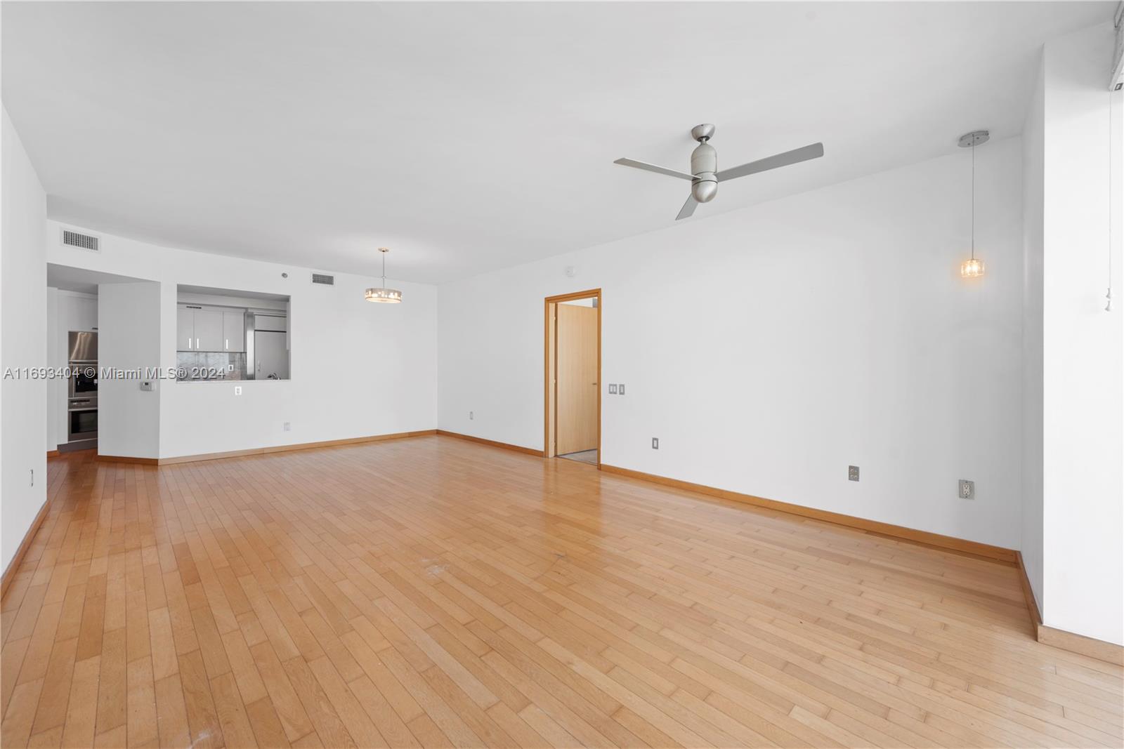 450 Alton Rd #3206, Miami Beach FL 33139