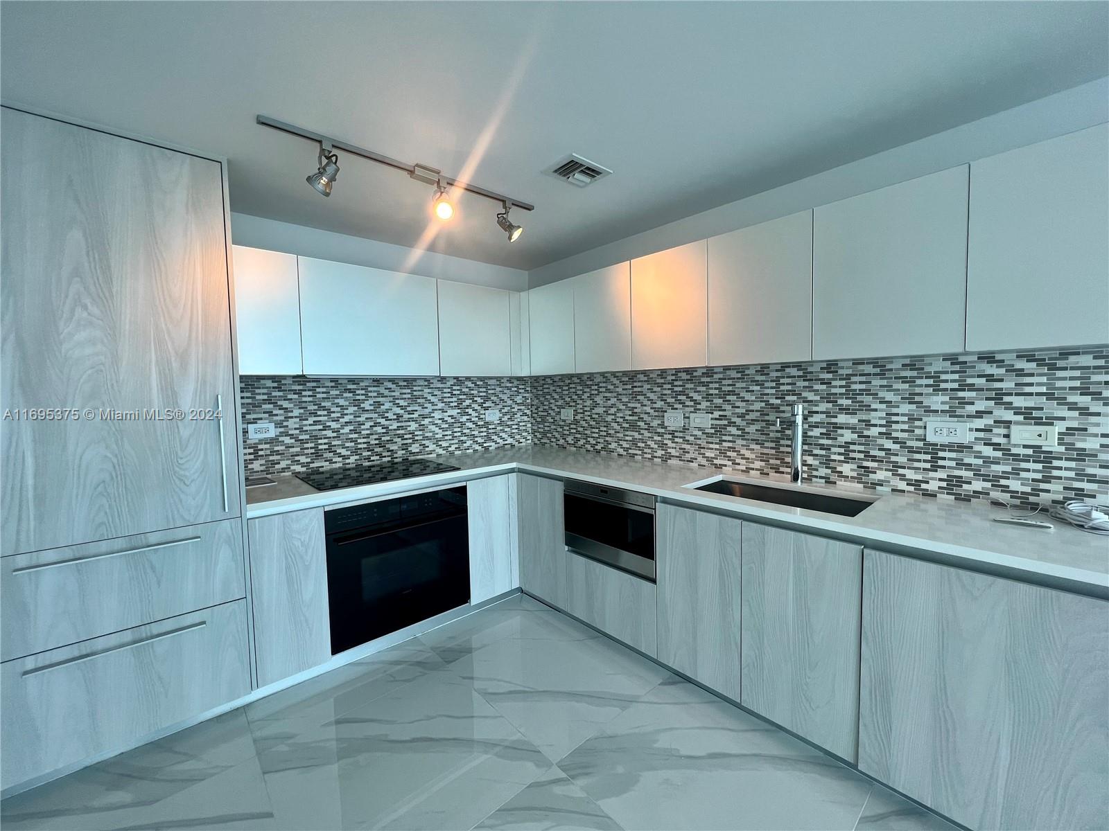 3131 NE 7th Ave #1205, Miami FL 33137