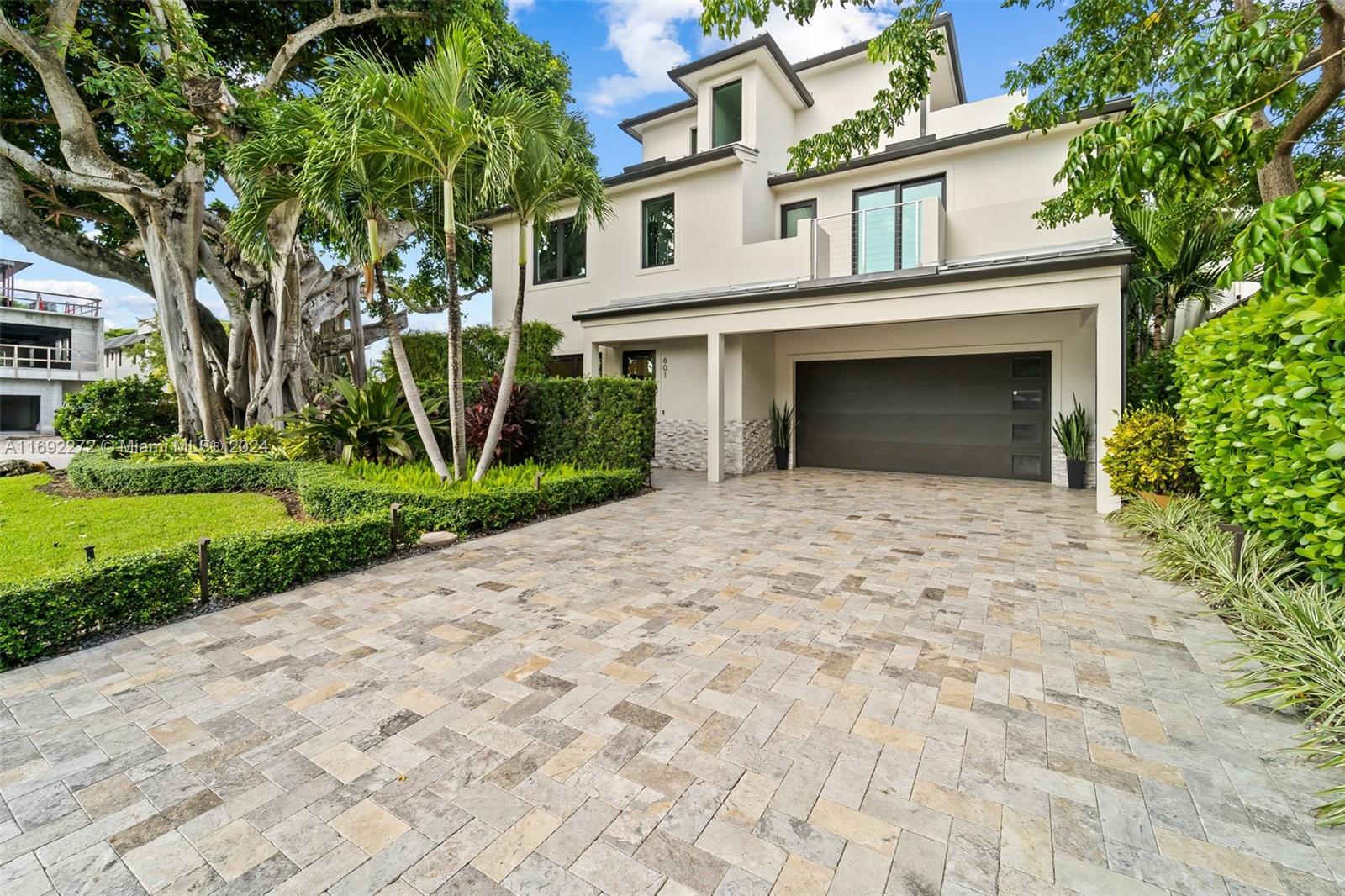 601 NE 15th Ave, Fort Lauderdale, Florida image 2