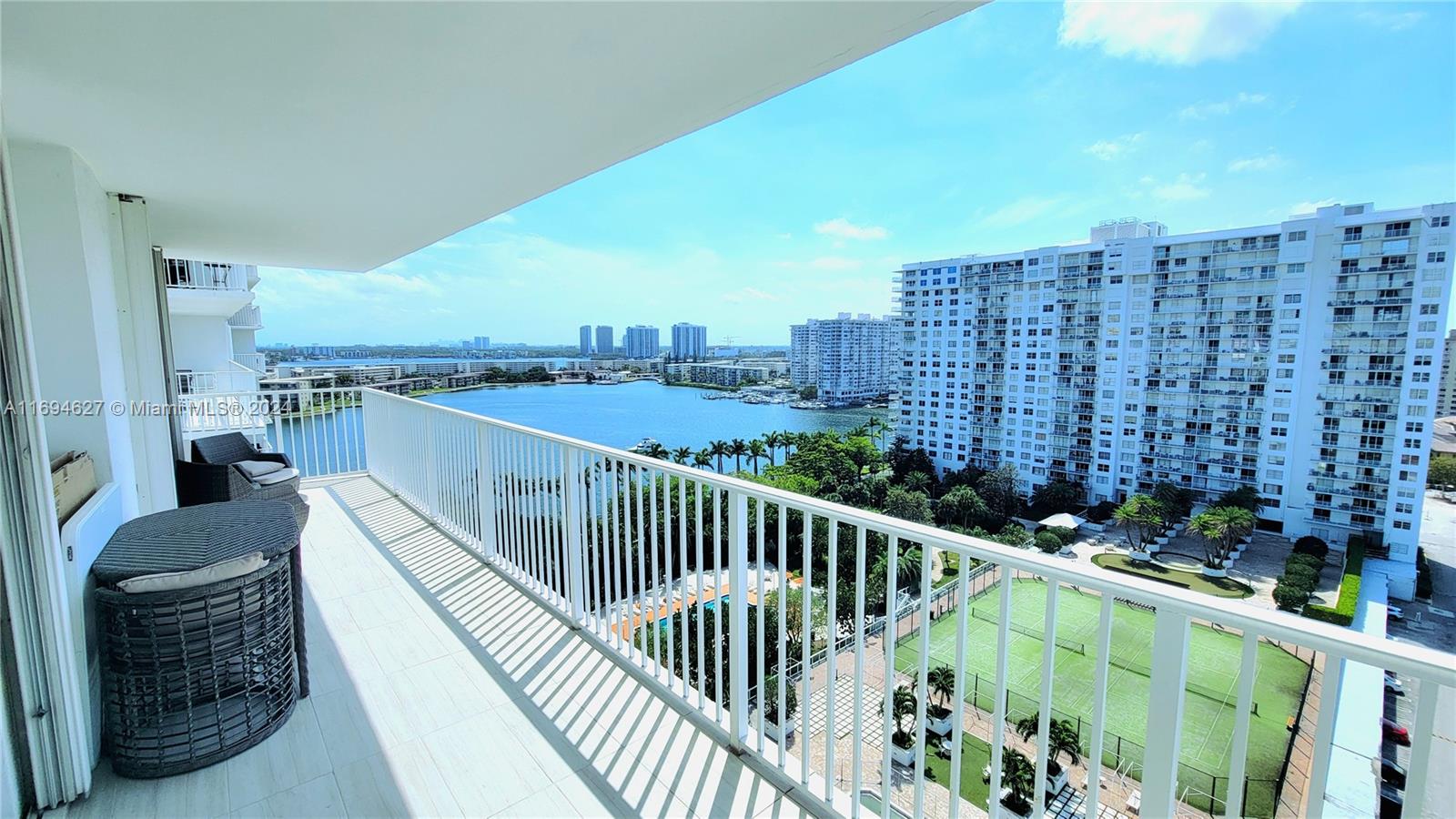 2851 NE 183rd St #1502E, Aventura, Florida image 14