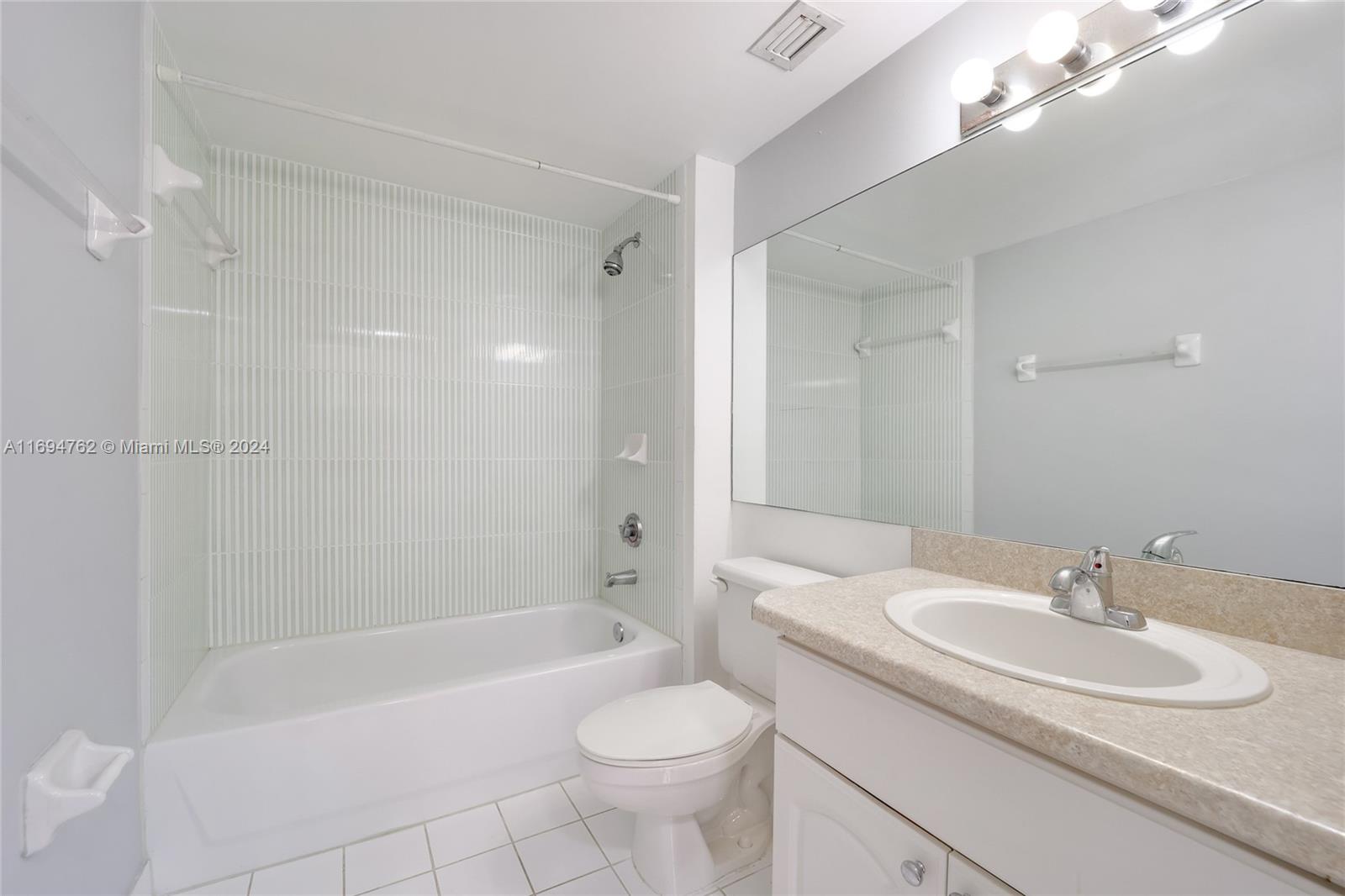 2642 Collins Ave #411, Miami Beach, Florida image 12