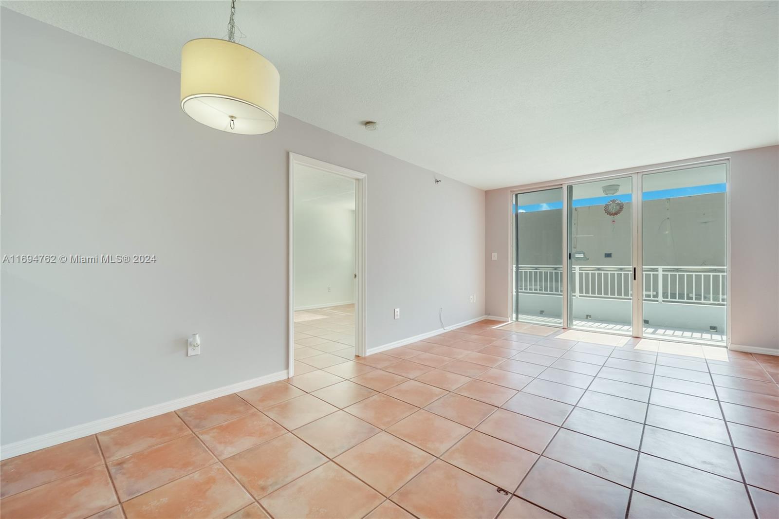 2642 Collins Ave #411, Miami Beach, Florida image 5