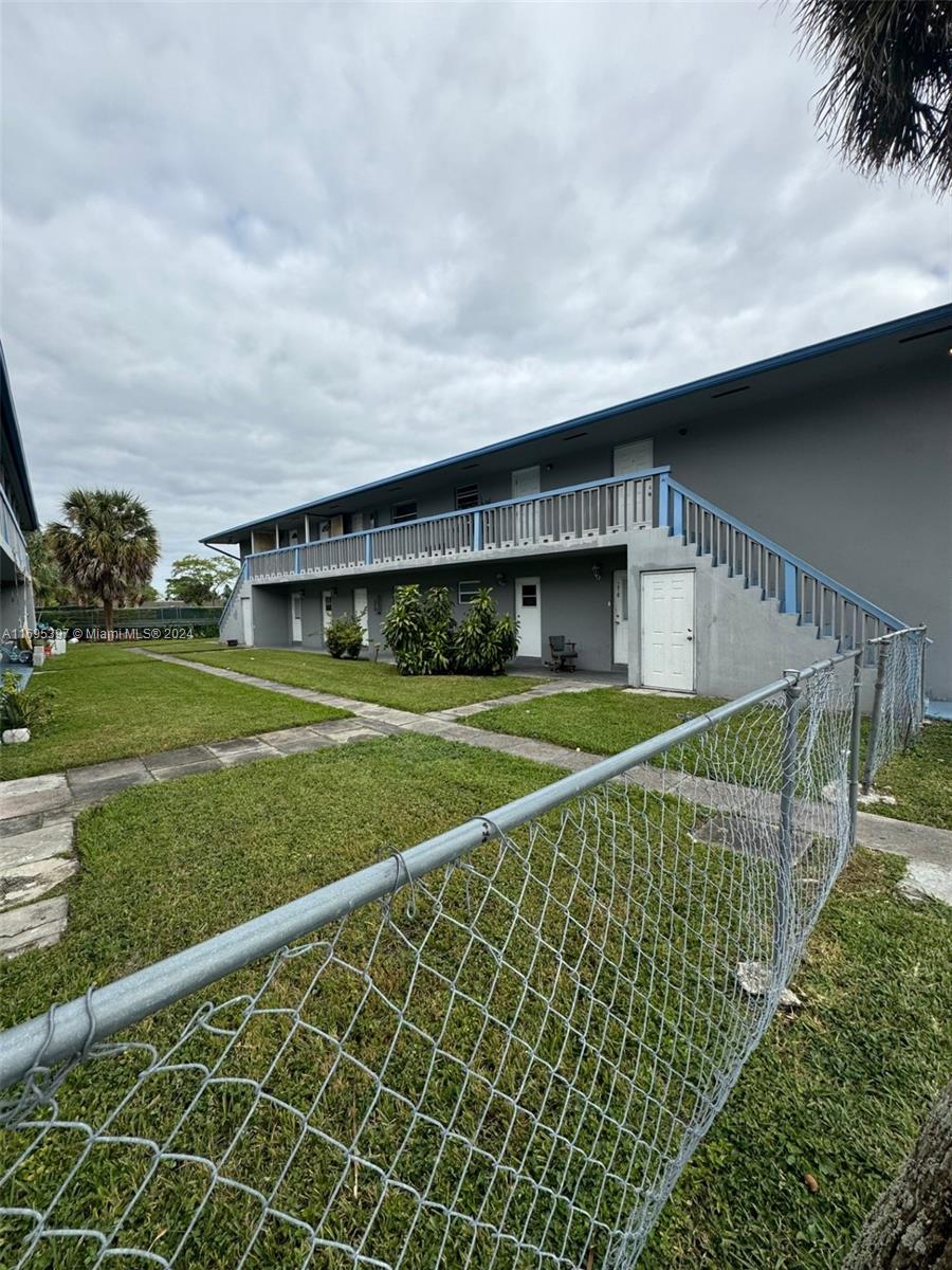 7441 Kimberly Blvd #201B, North Lauderdale, Florida image 42