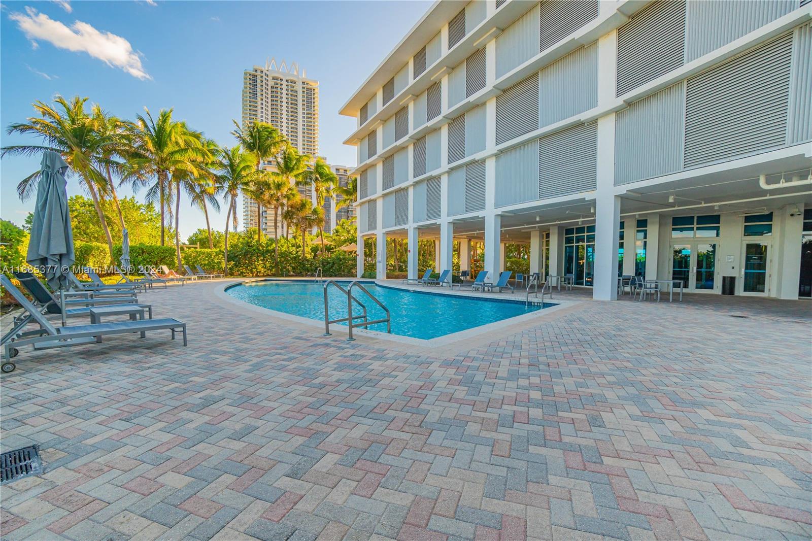 6515 Collins Ave #1806, Miami Beach, Florida image 27