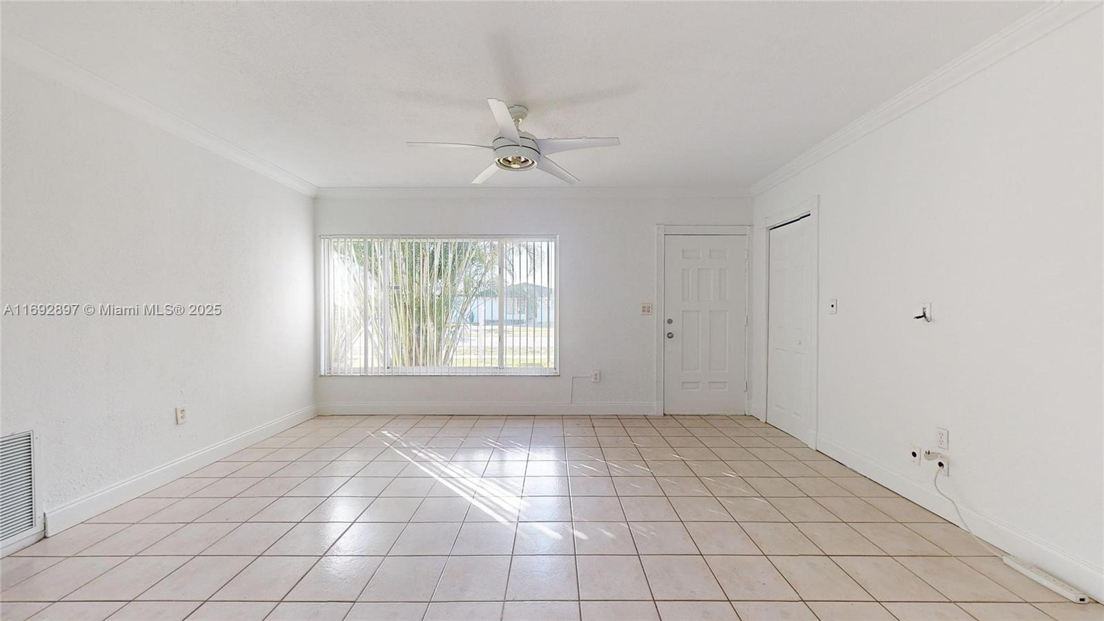 1251 W 62nd St, Hialeah, Florida image 5