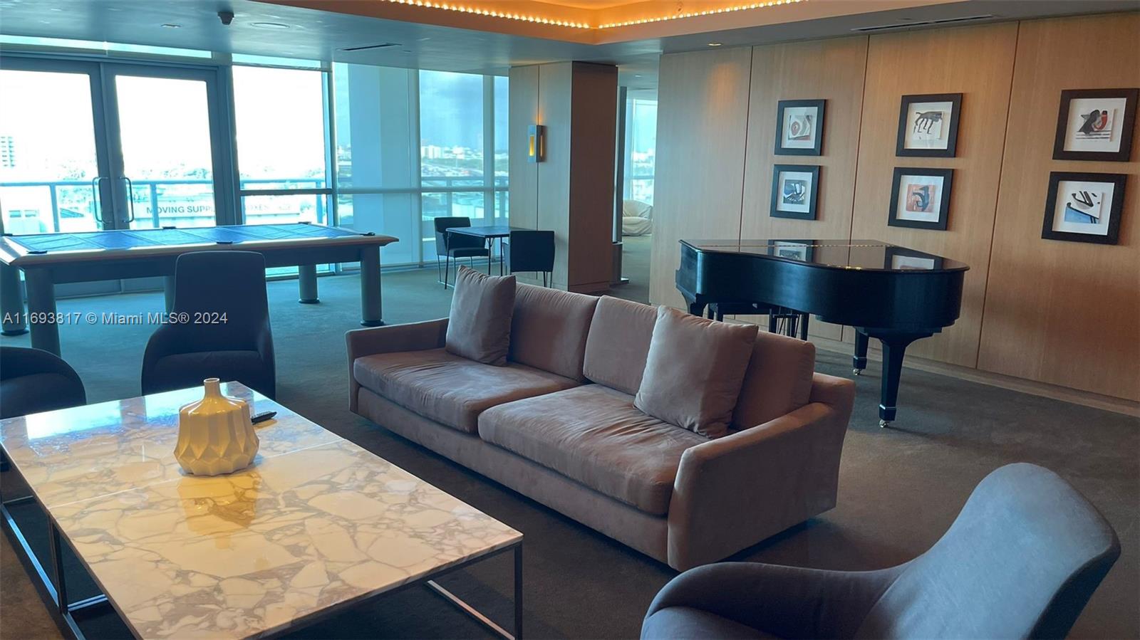 900 Biscayne Blvd #2812, Miami FL 33132