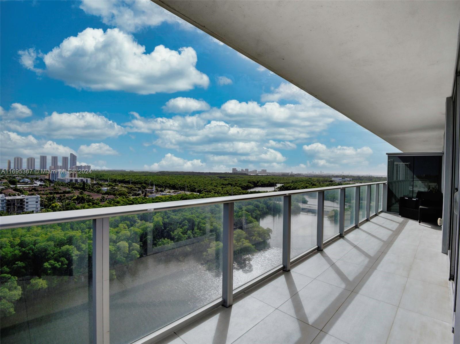 16385 Biscayne Blvd #1615, North Miami Beach, Florida image 1