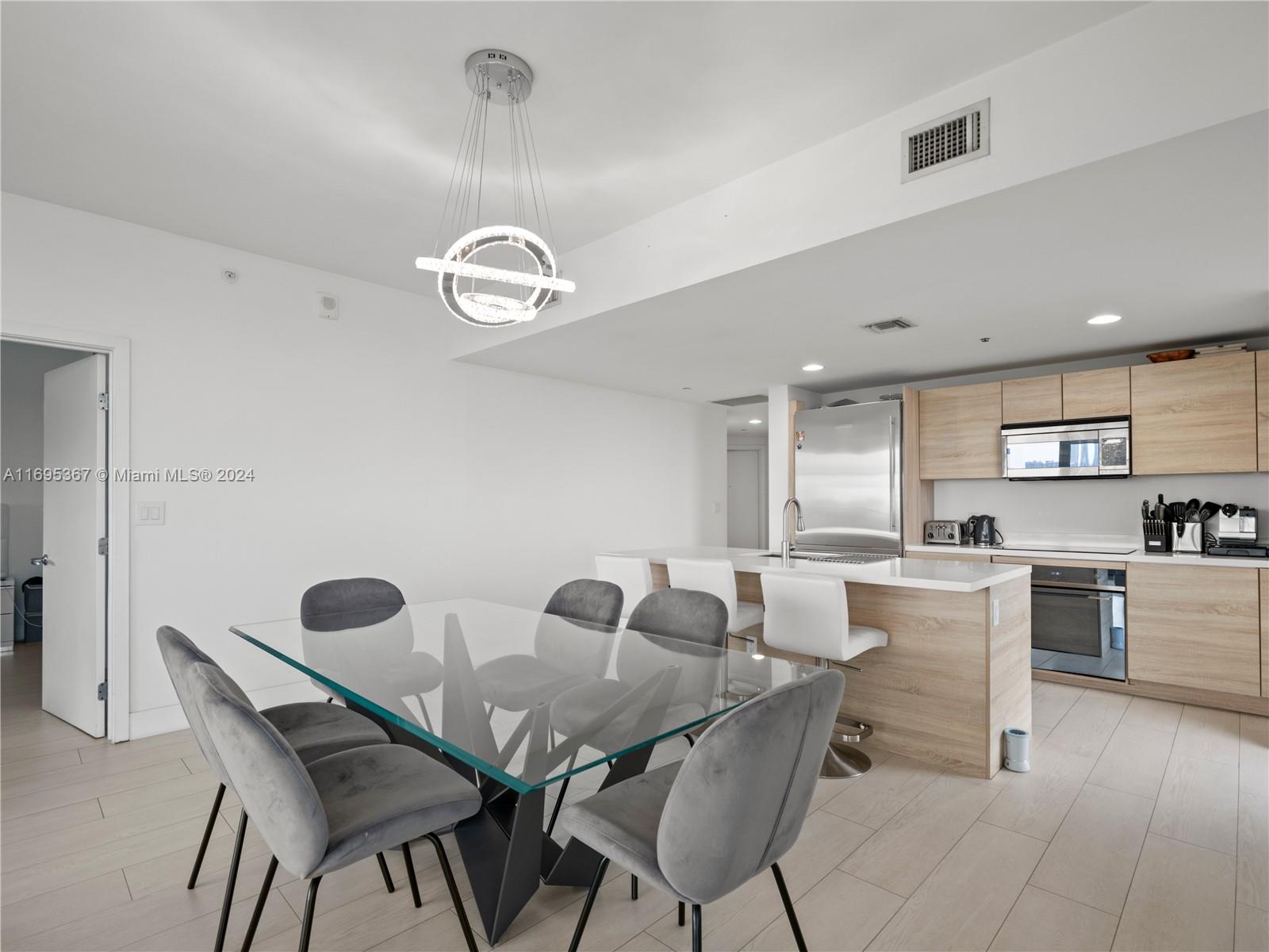 16385 Biscayne Blvd #1615, North Miami Beach, Florida image 13