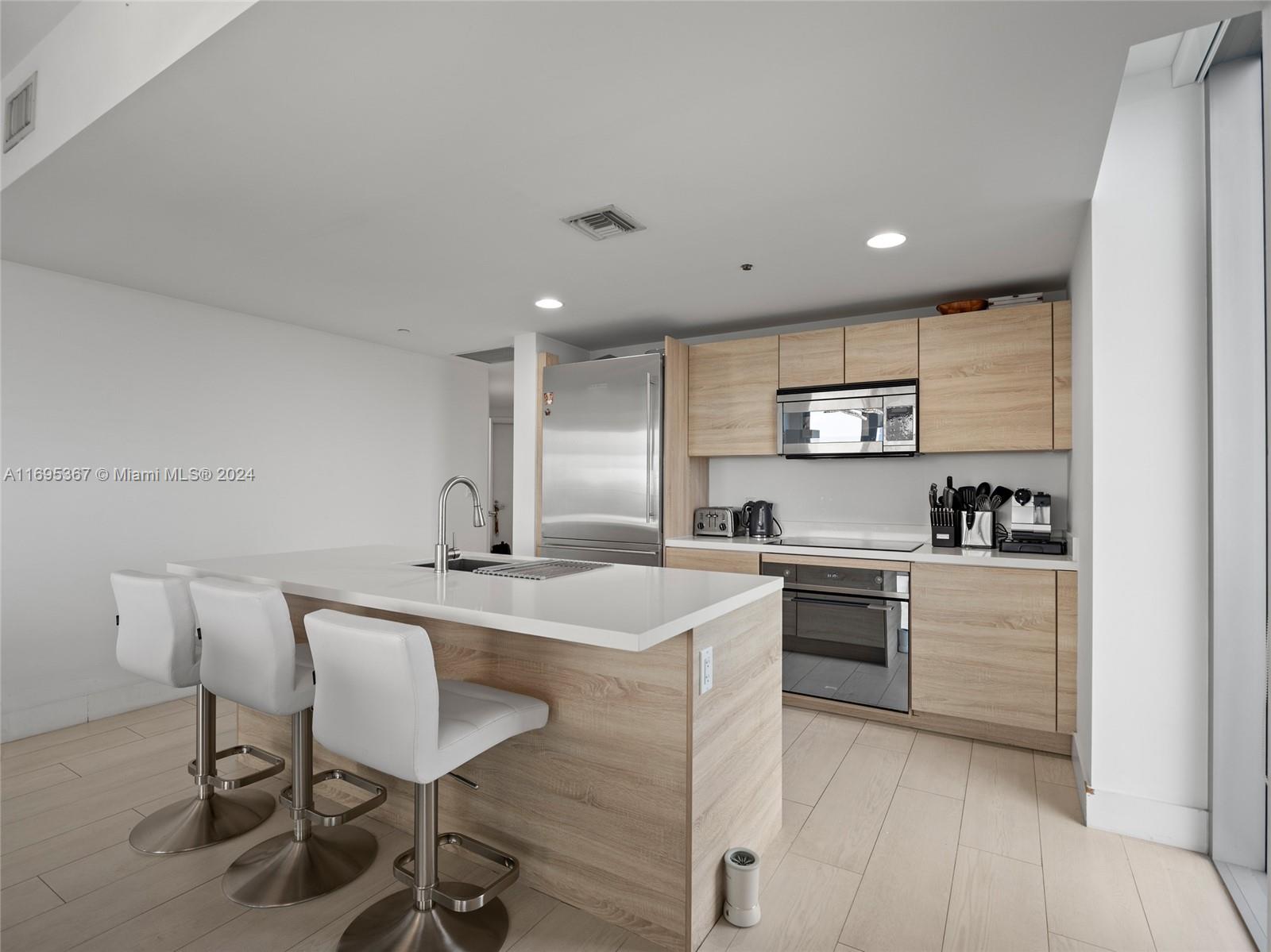 16385 Biscayne Blvd #1615, North Miami Beach, Florida image 14