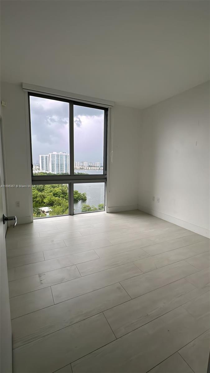 16385 Biscayne Blvd #1615, North Miami Beach, Florida image 24