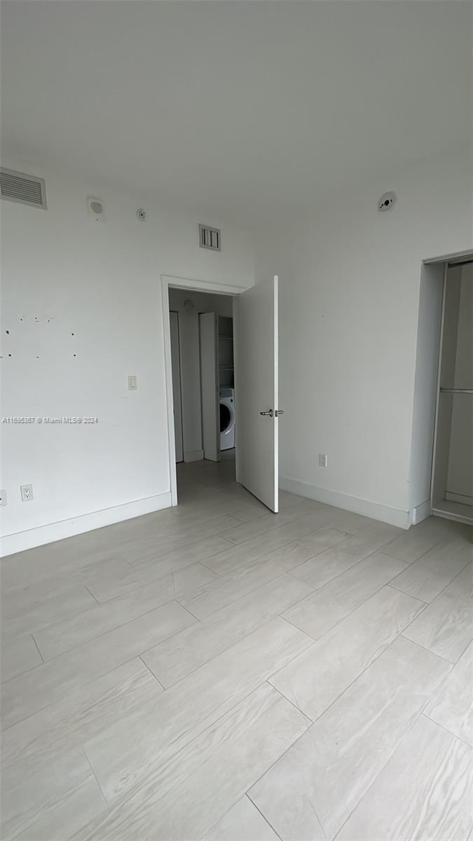 16385 Biscayne Blvd #1615, North Miami Beach, Florida image 26