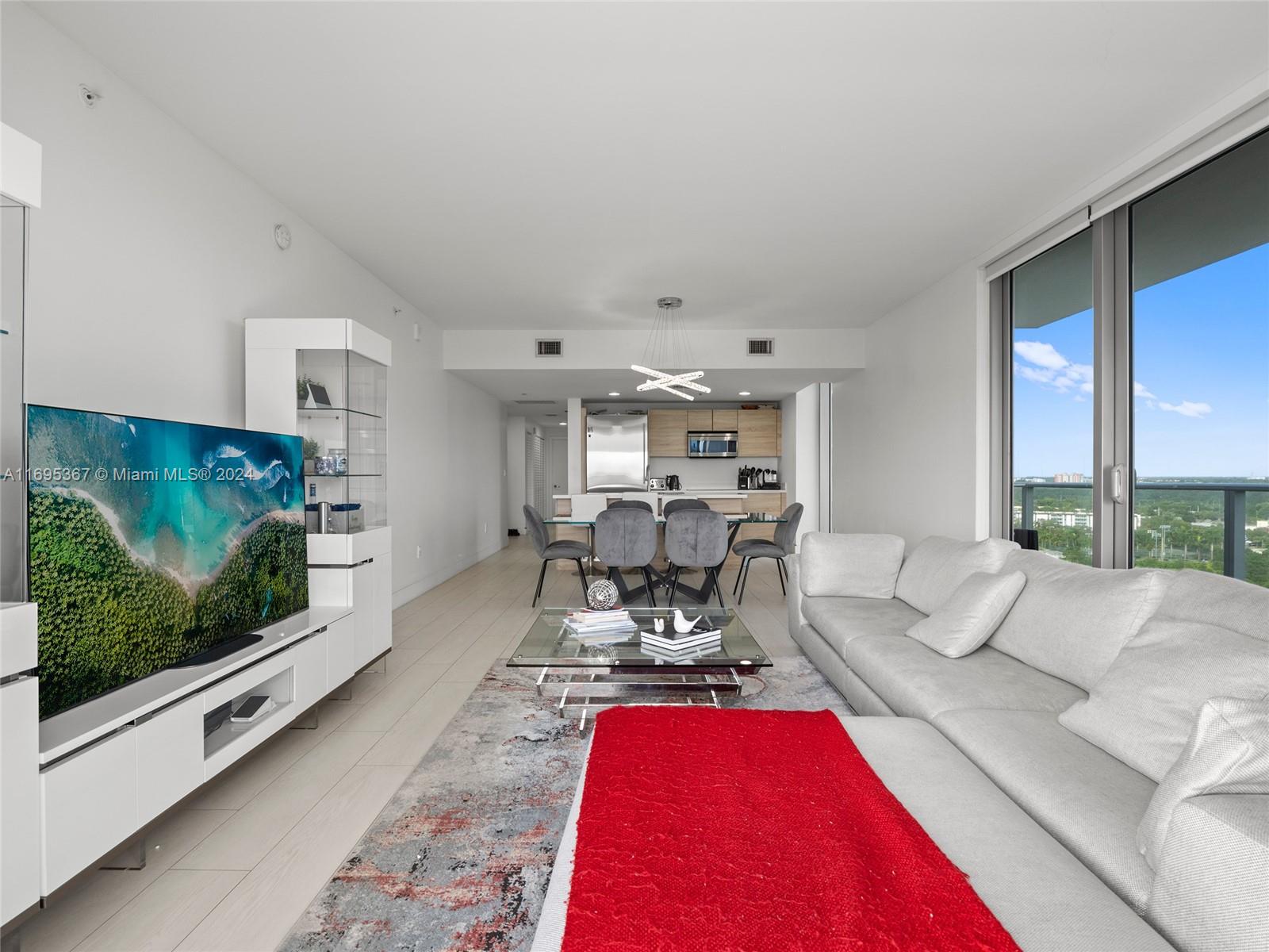 16385 Biscayne Blvd #1615, North Miami Beach, Florida image 3