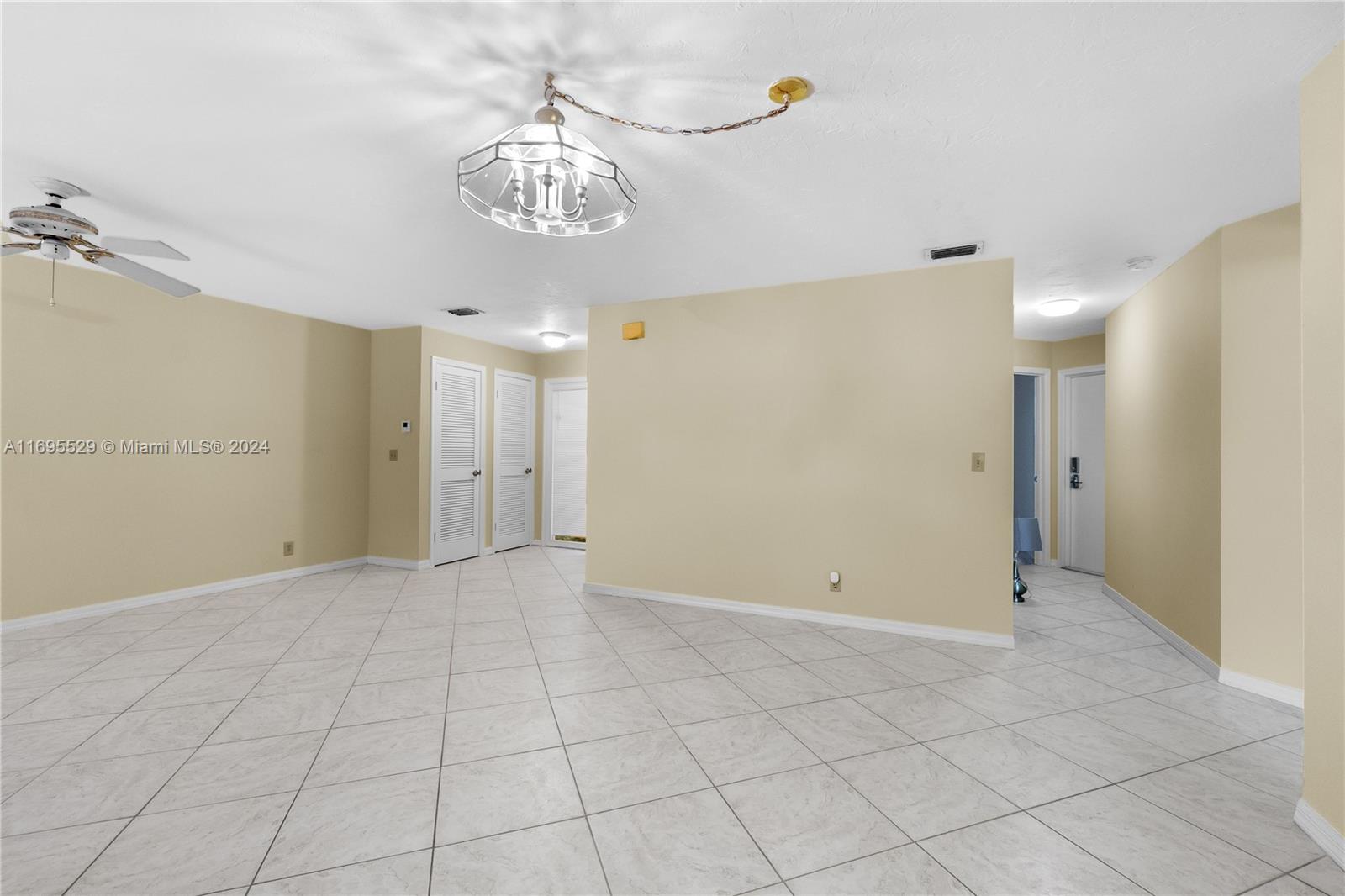 Residential, Hollywood, Florida image 9