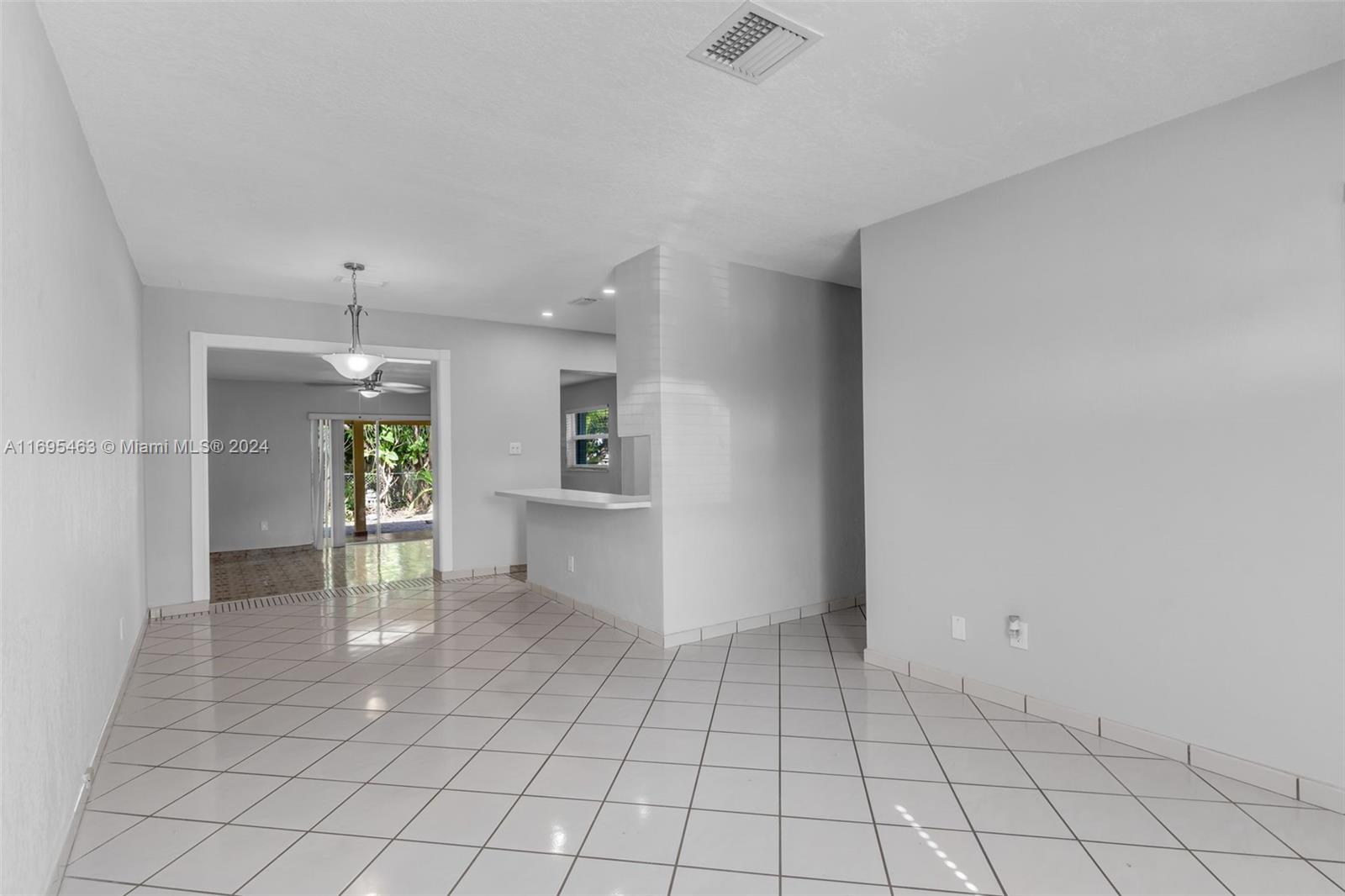 7555 SW 30th Ter, Miami, Florida image 10