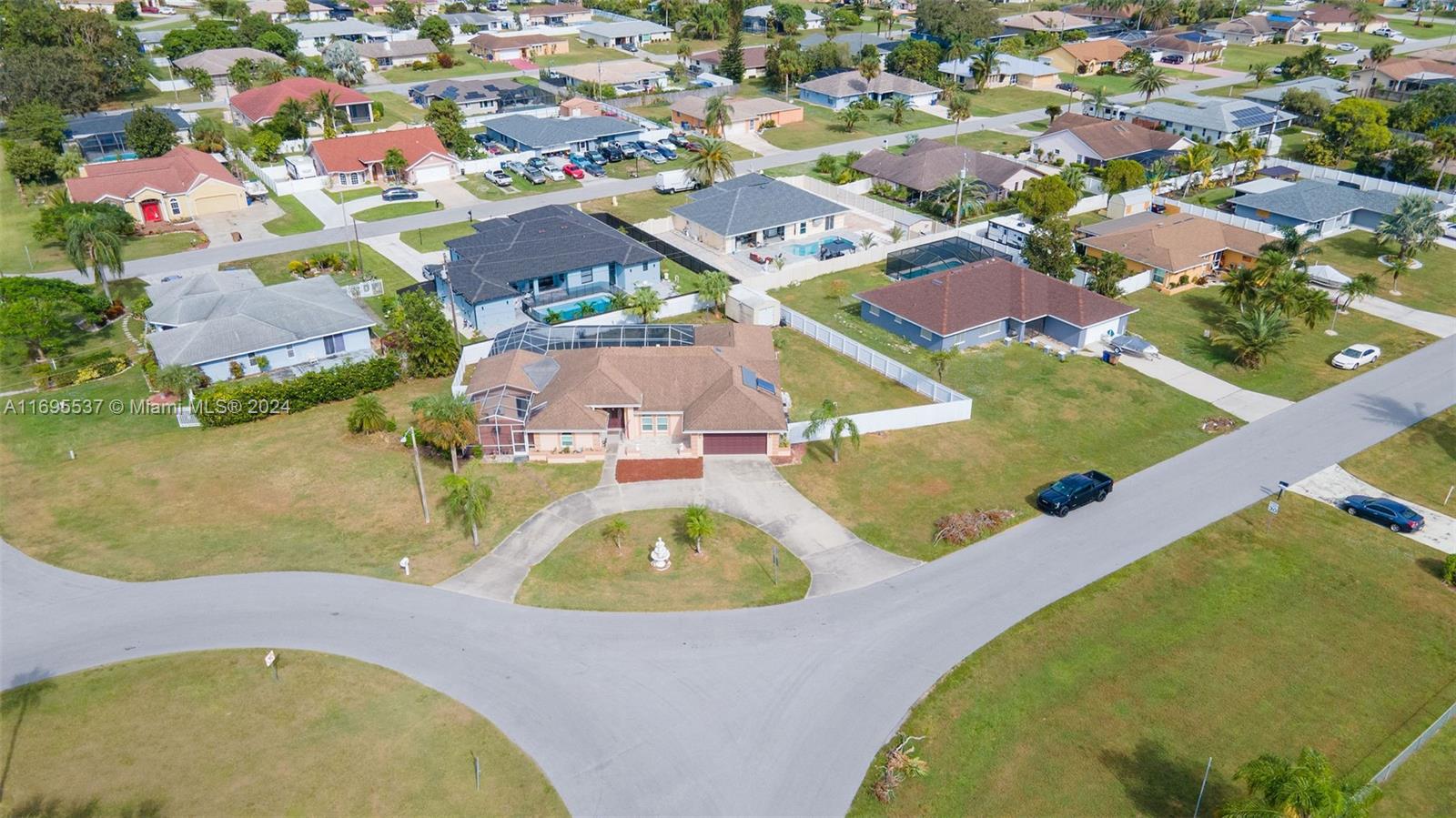 1622 Country Club Parkway, Lehigh Acres, Florida image 8