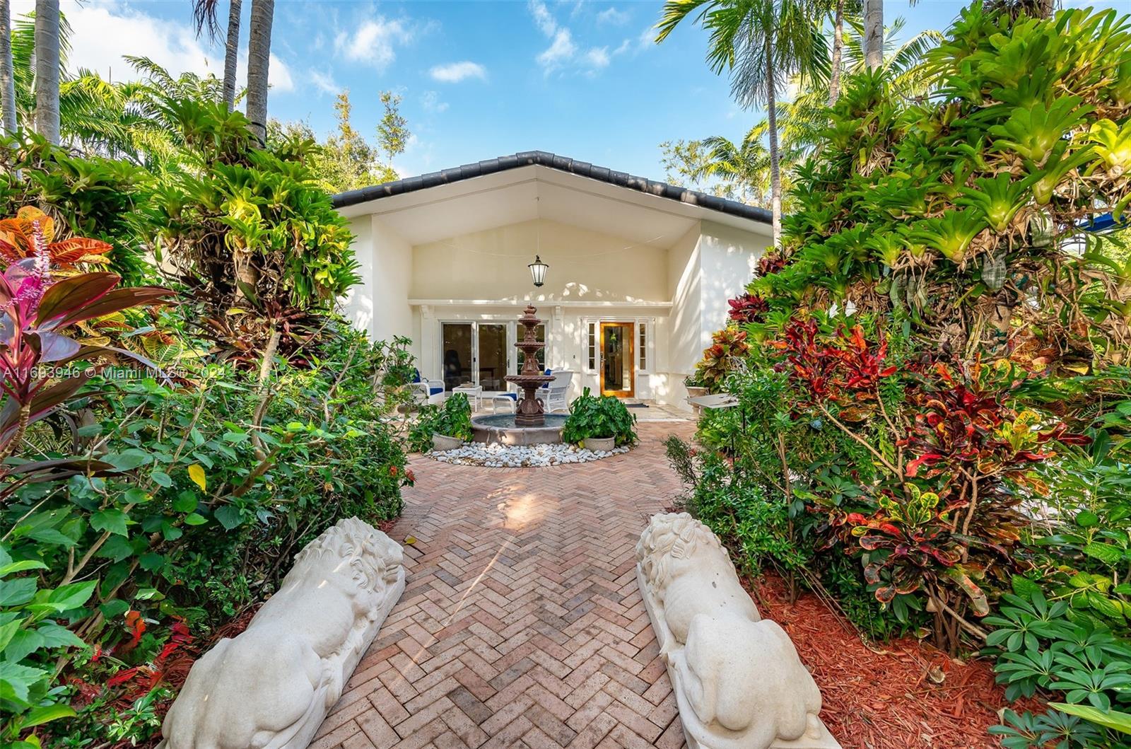 269 Cranwood Dr, Key Biscayne, Florida image 3