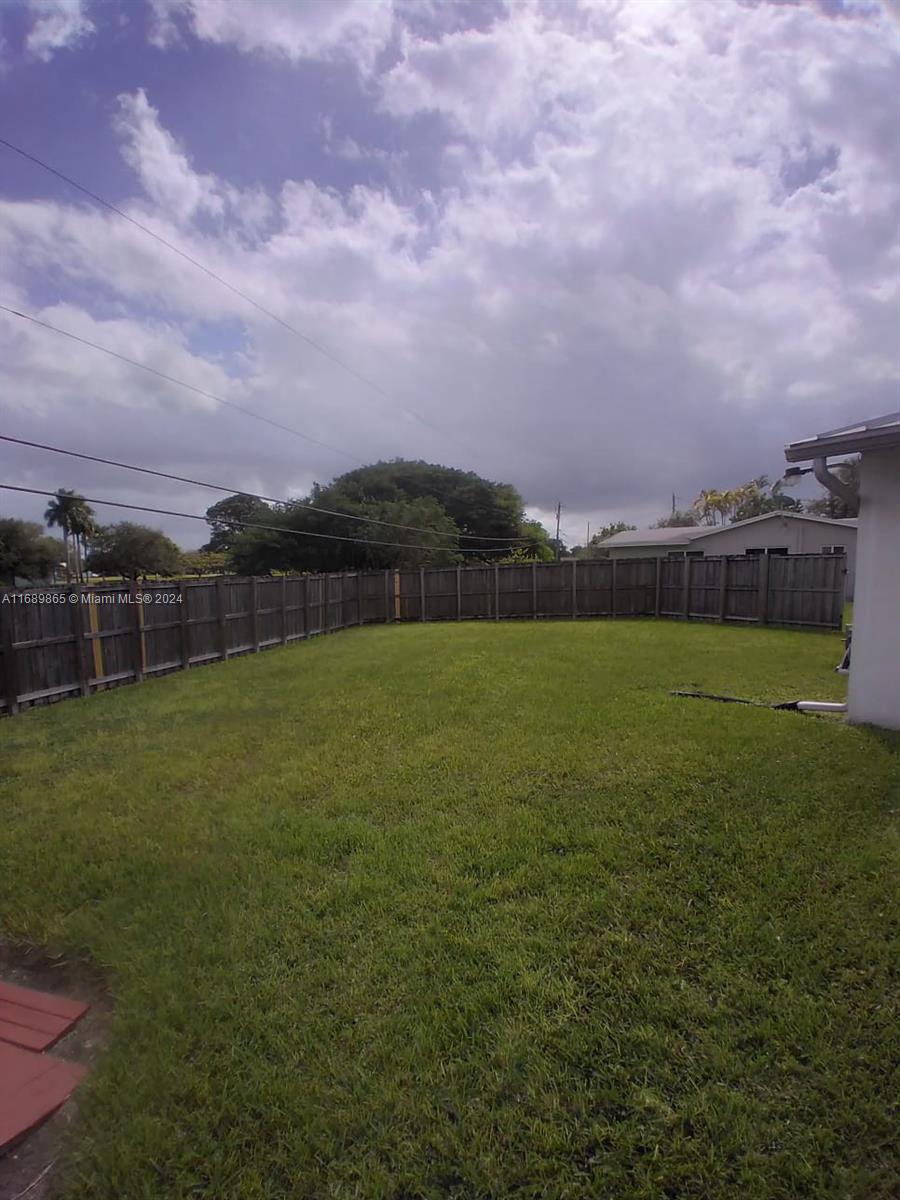 10193 SW 202nd Ter, Cutler Bay, Florida image 28