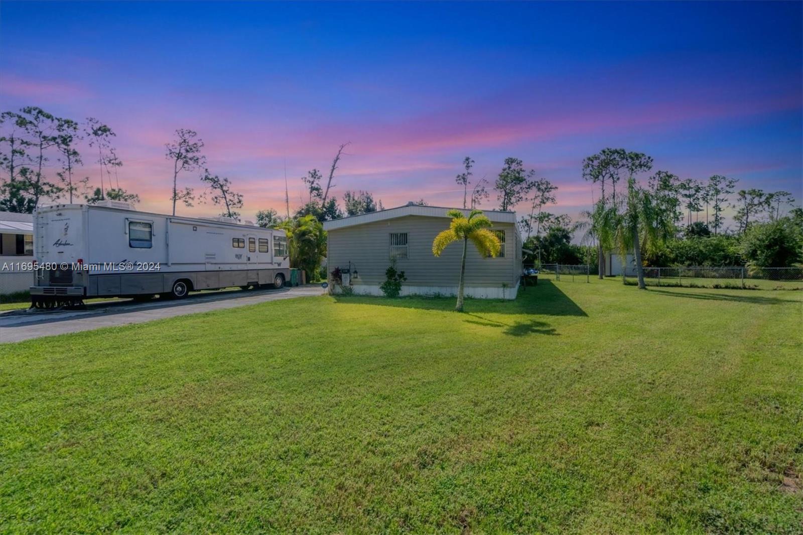 27940 Leatherwood Circle, Punta Gorda, Florida image 28