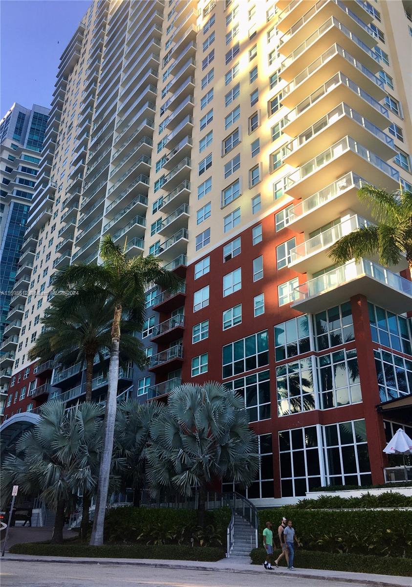1155 S Brickell Bay Dr #605, Miami FL 33131
