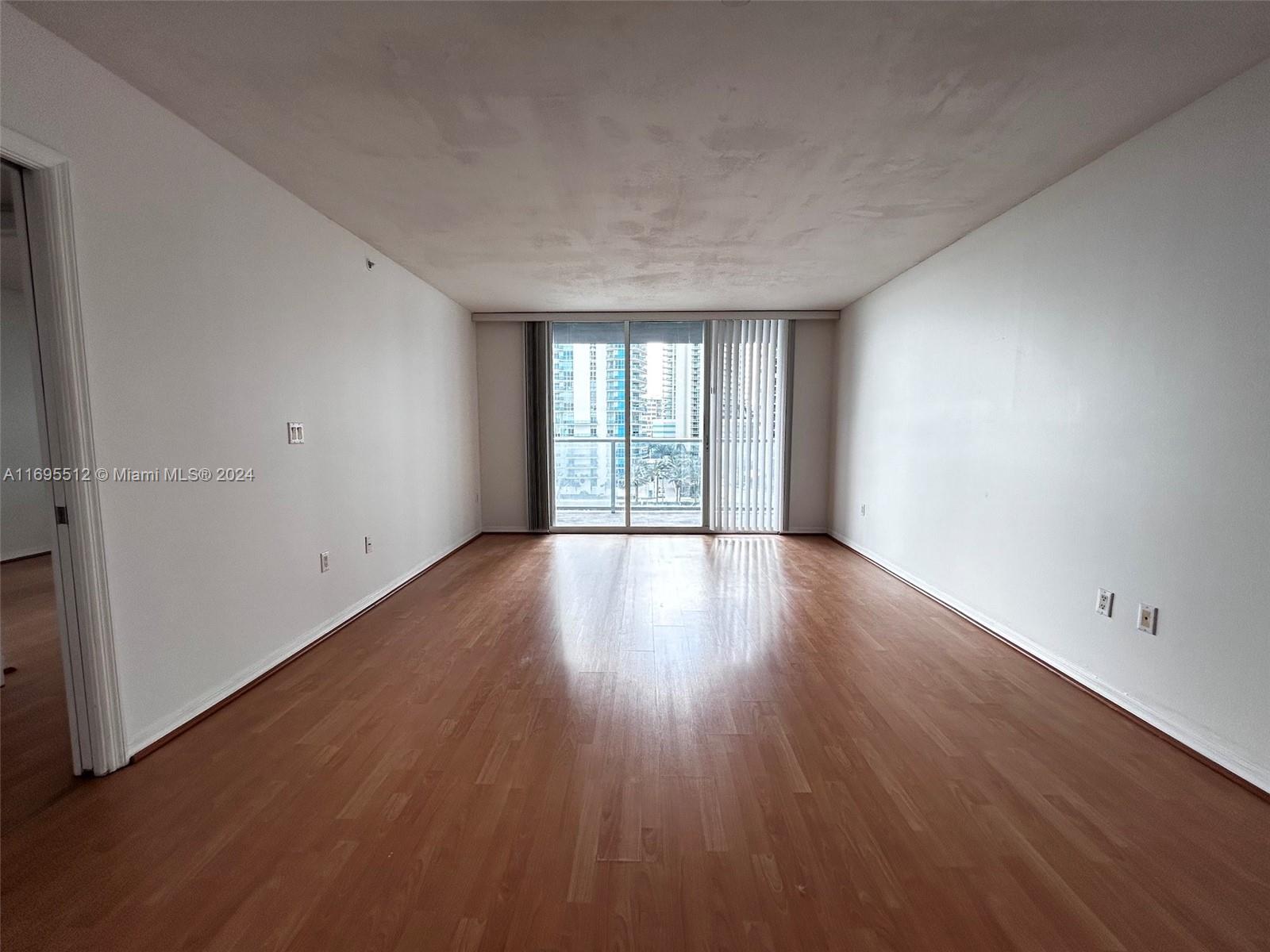 1155 S Brickell Bay Dr #605, Miami FL 33131