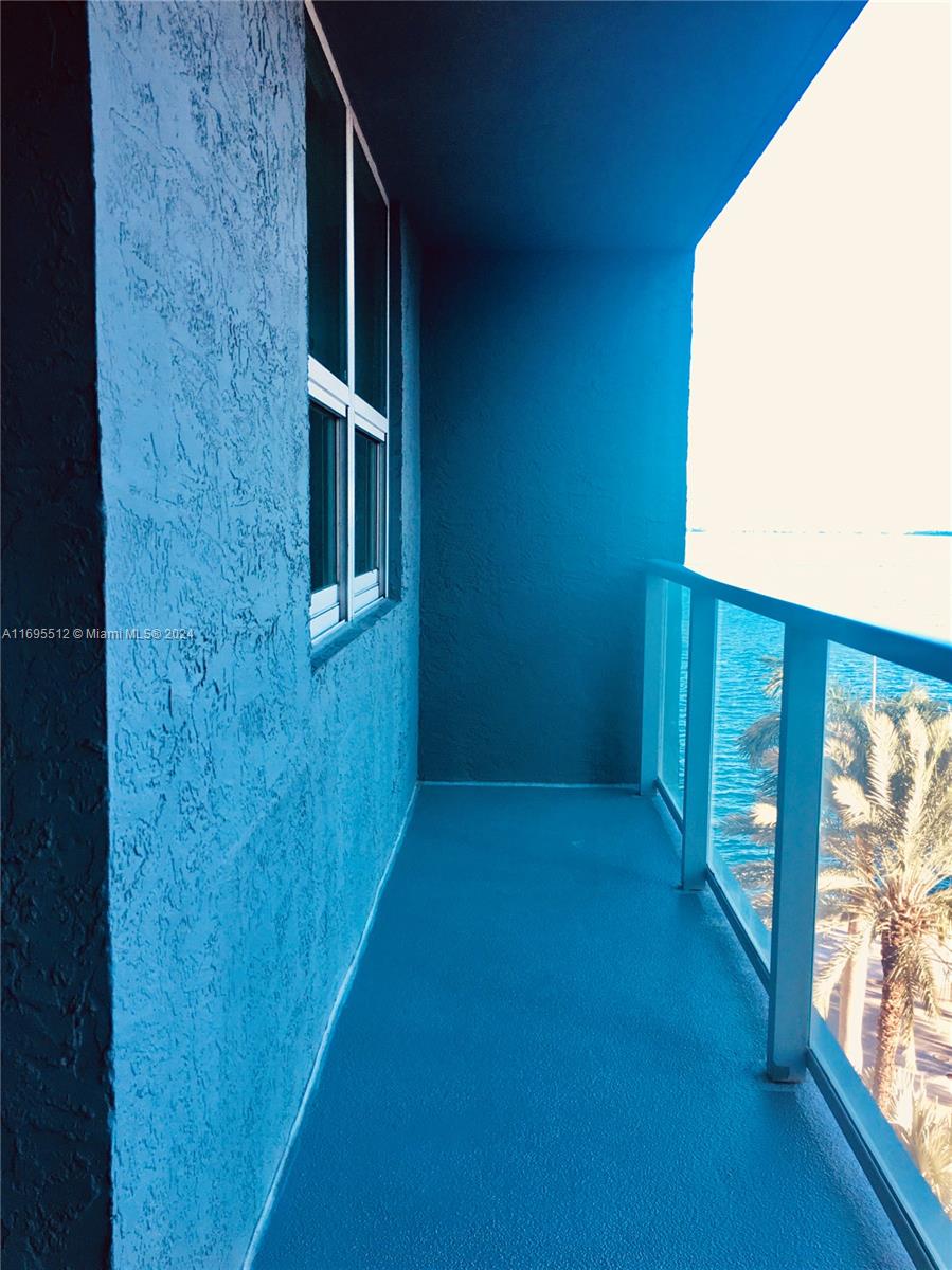 1155 S Brickell Bay Dr #605, Miami FL 33131