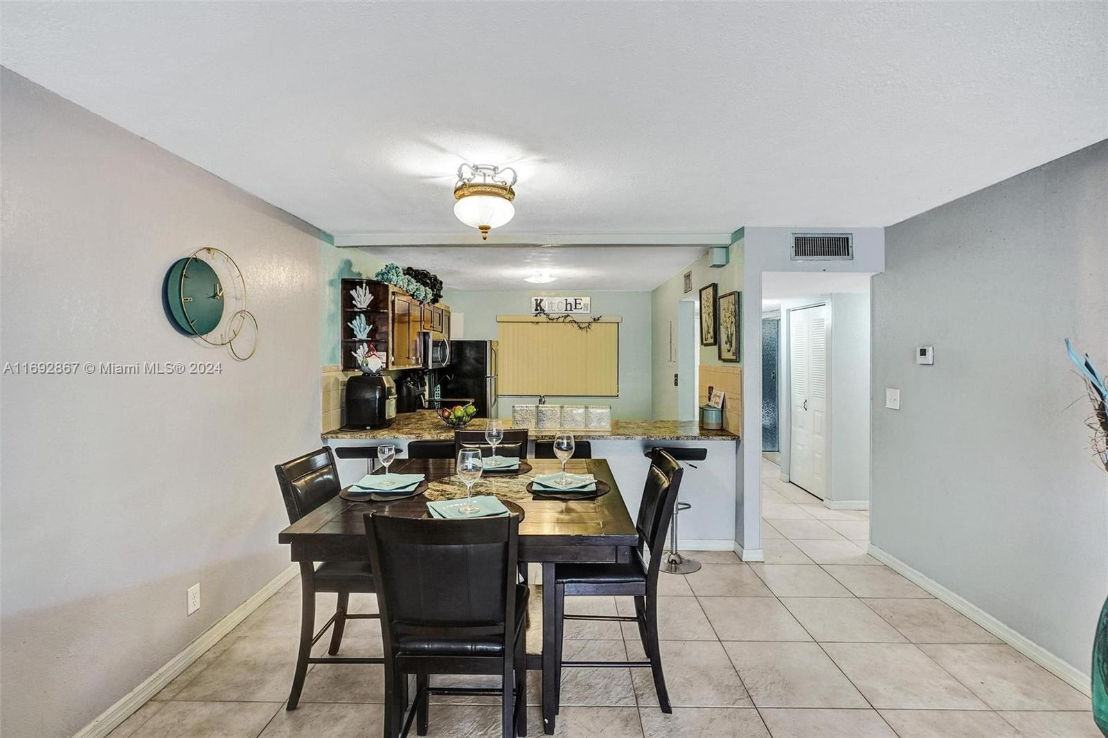 8010 Hampton Blvd #211, North Lauderdale, Florida image 10