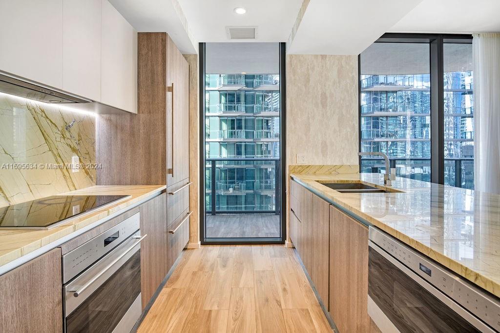 801 S Miami Ave #1805, Miami FL 33130