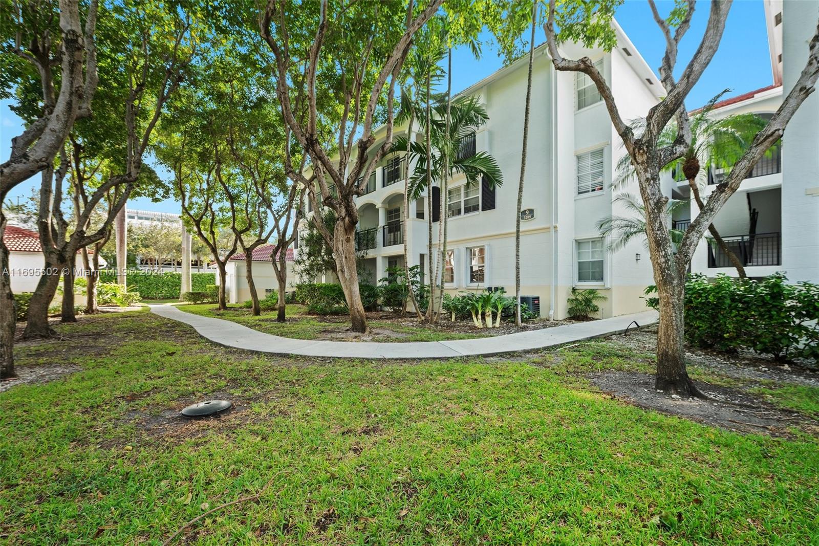 3205 NE 184th St #9304, Aventura, Florida image 36