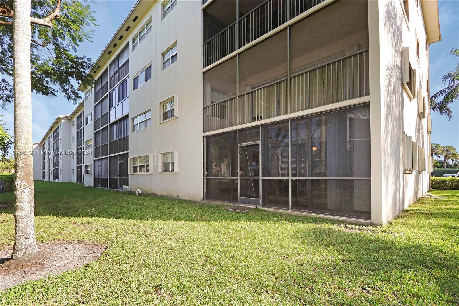 700 SW 137th Ave #101H, Pembroke Pines, Florida image 21