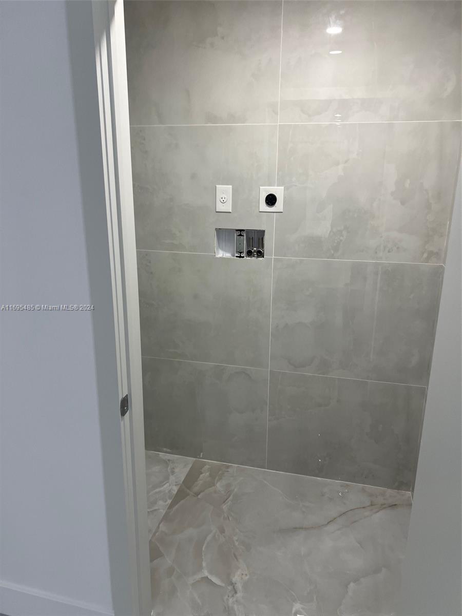 9801 Collins Ave #15P- NEWLY RENOVATED, Bal Harbour, Florida image 6