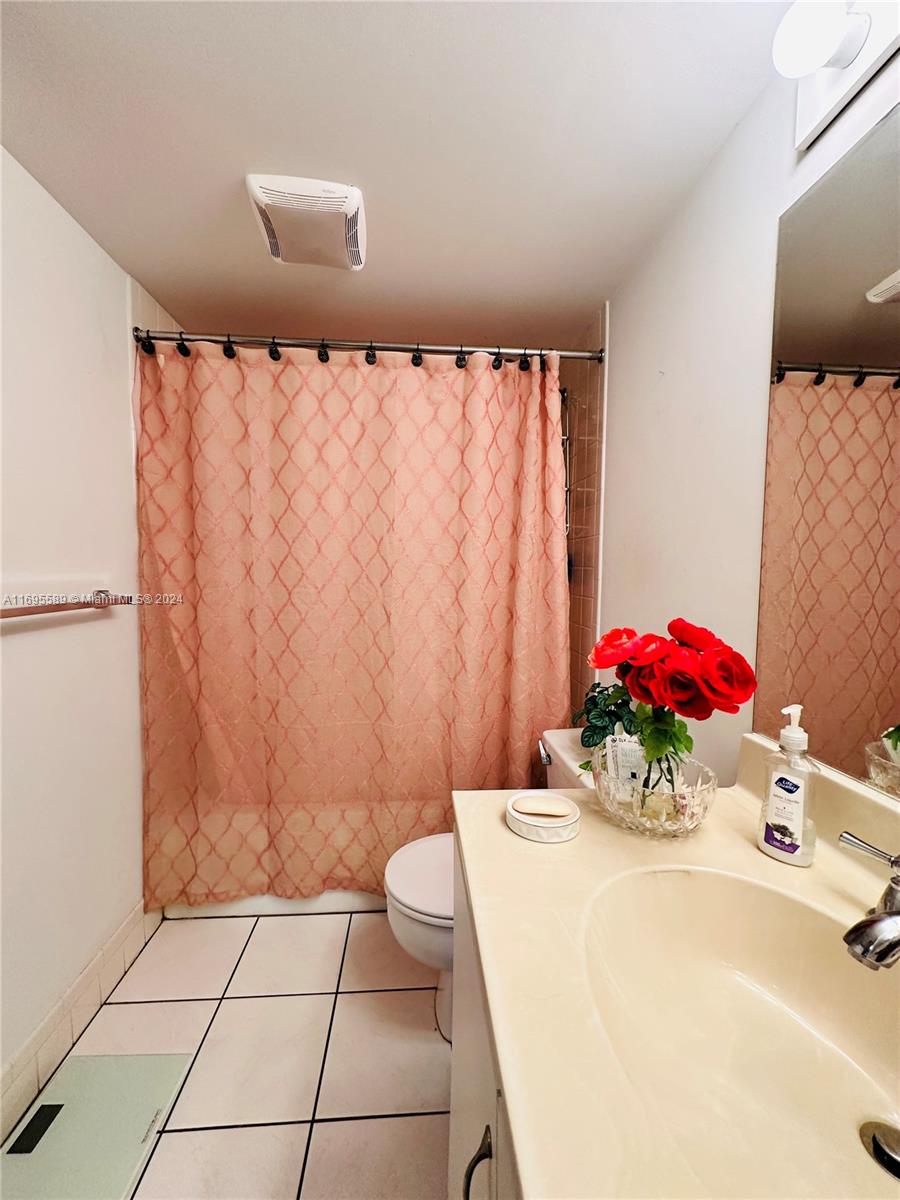 1400 SW 124th Ter #402Q, Pembroke Pines, Florida image 23