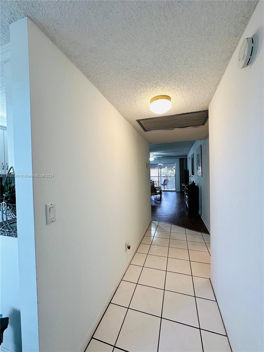 1400 SW 124th Ter #402Q, Pembroke Pines, Florida image 25